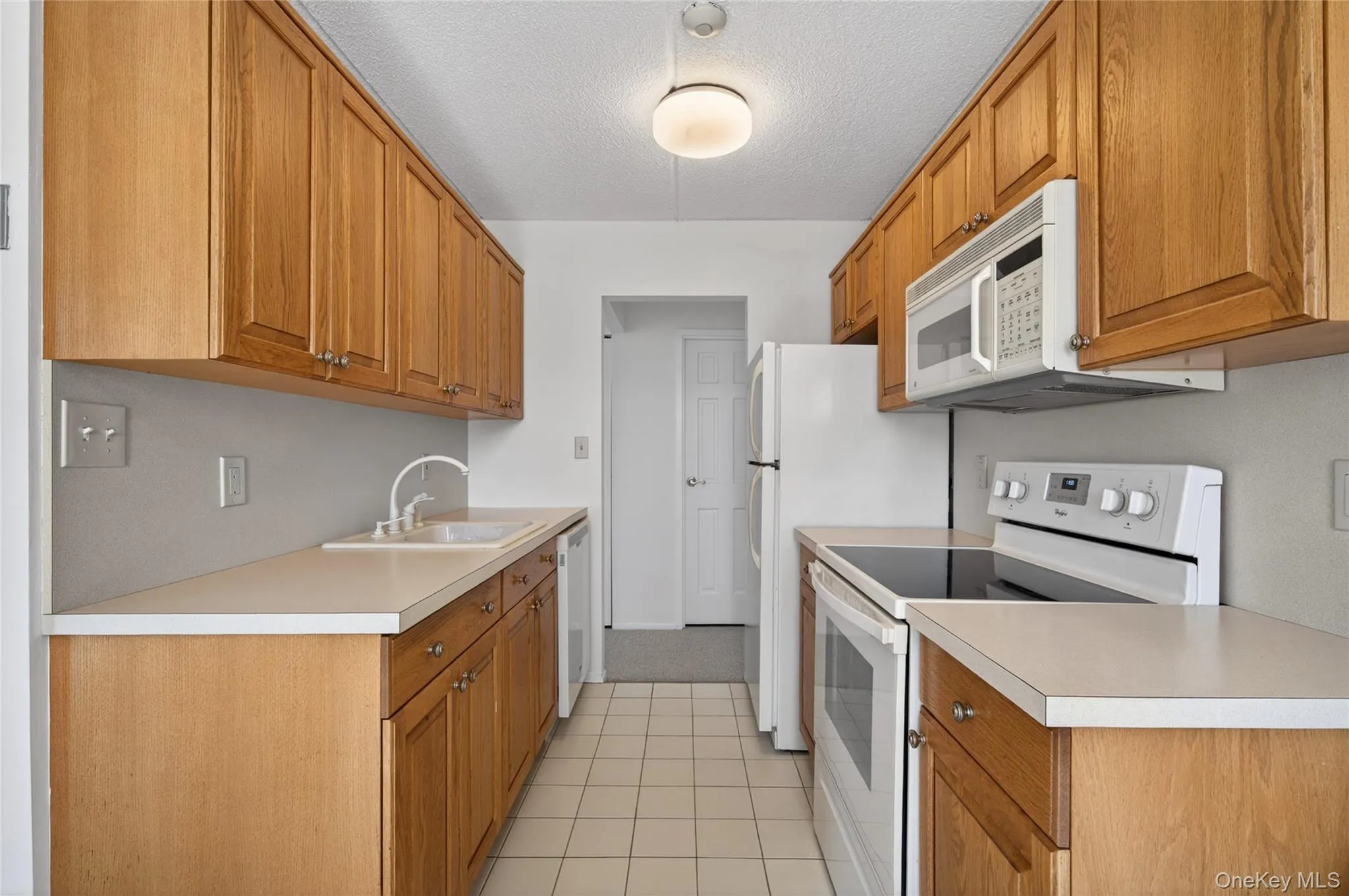 175 Maple Avenue, North Hempstead, NY, 2 Bedrooms Bedrooms, 4 Rooms Rooms,2 BathroomsBathrooms,Residential,For Rent,Maple,0,988965 175 Maple Avenue, North Hempstead, NY, 2 Bedrooms Bedrooms, 4 Rooms Rooms,2 BathroomsBathrooms,Residential,For Rent,Maple,0,988965