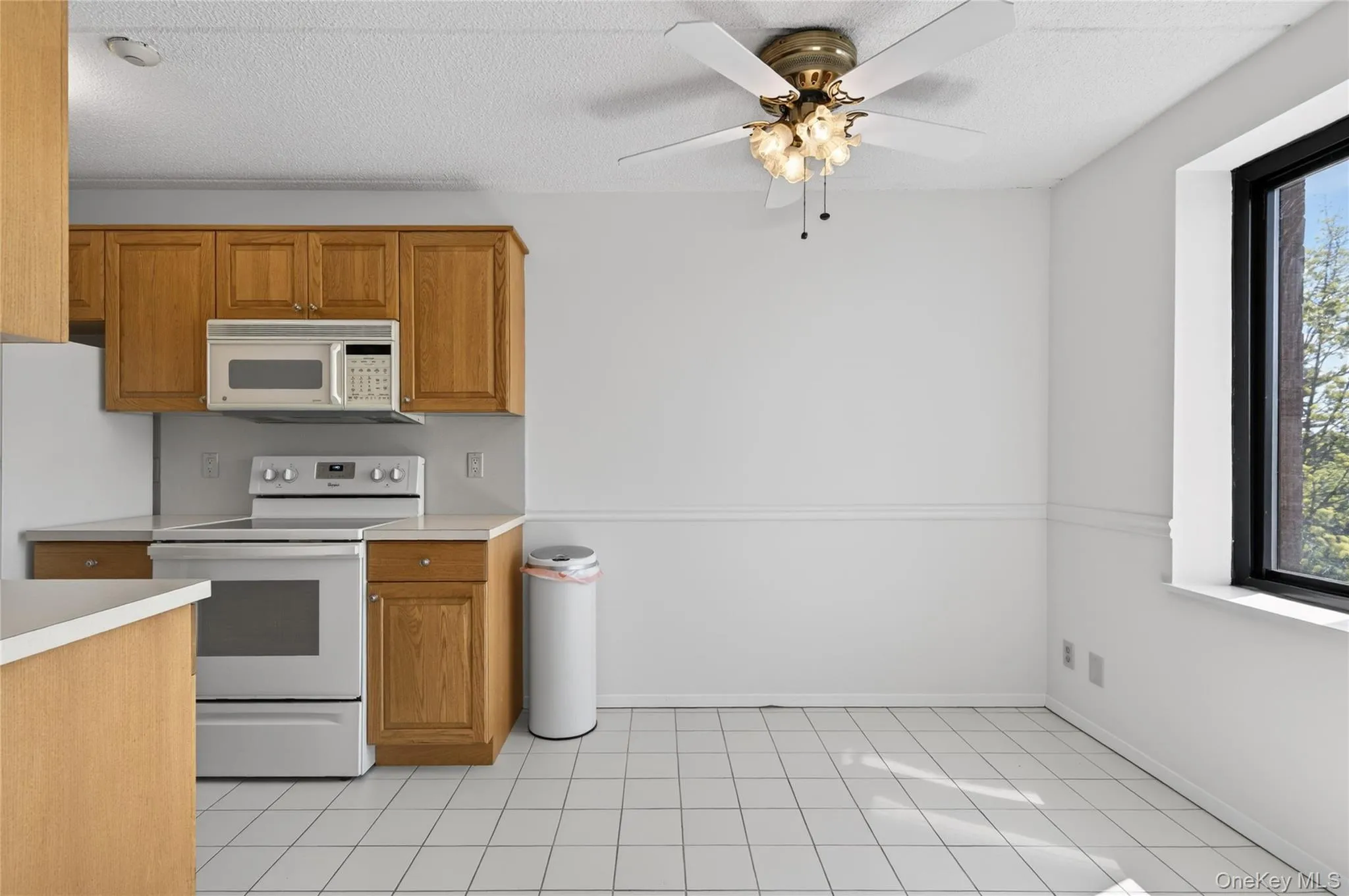 175 Maple Avenue, North Hempstead, NY, 2 Bedrooms Bedrooms, 4 Rooms Rooms,2 BathroomsBathrooms,Residential,For Rent,Maple,0,988965 175 Maple Avenue, North Hempstead, NY, 2 Bedrooms Bedrooms, 4 Rooms Rooms,2 BathroomsBathrooms,Residential,For Rent,Maple,0,988965