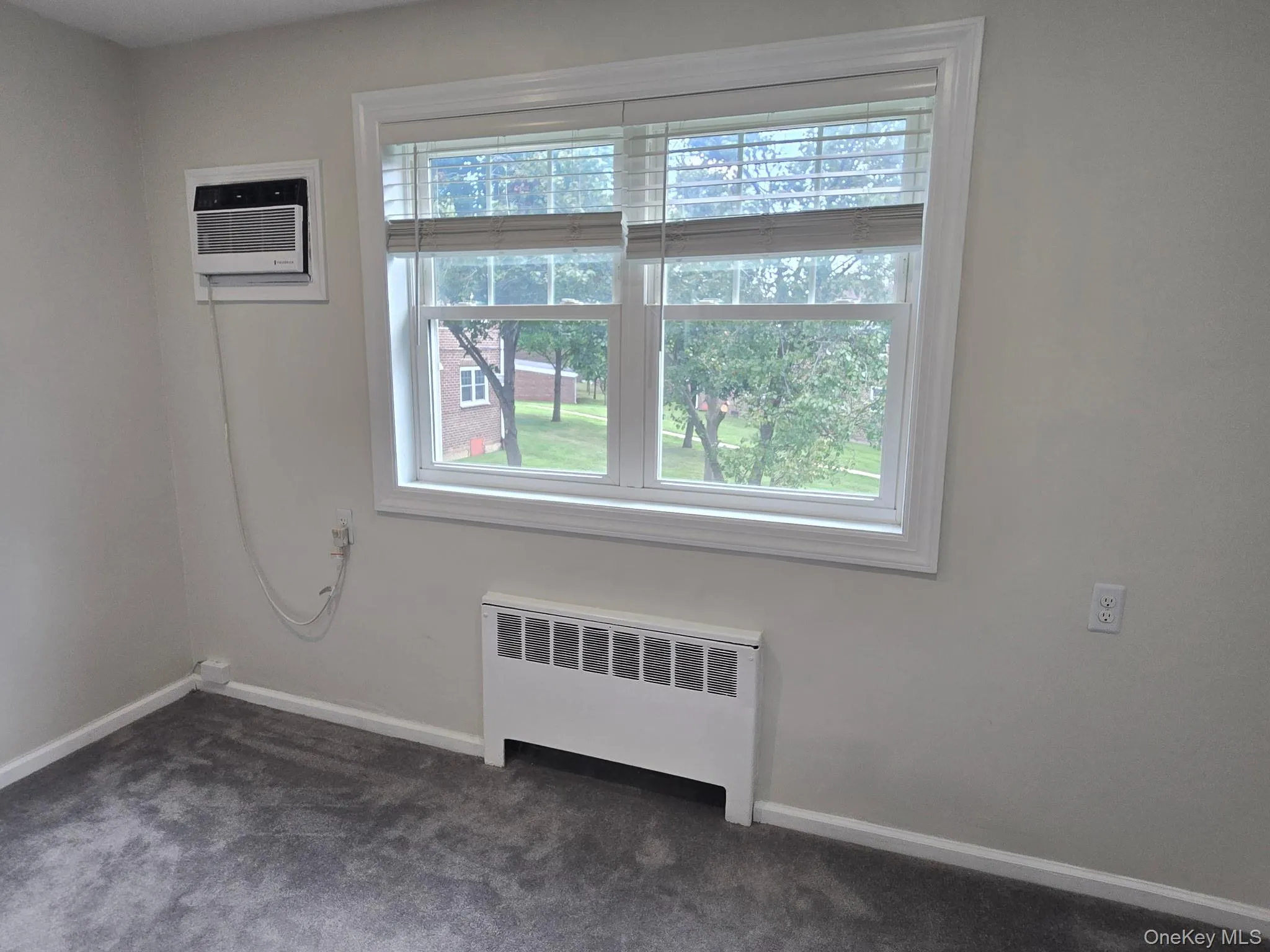 224-14 Kingsbury Avenue, New York, NY, 1 Bedroom Bedrooms, 4 Rooms Rooms,1 BathroomBathrooms,Residential,For Rent,Kingsbury,0,988967 224-14 Kingsbury Avenue, New York, NY, 1 Bedroom Bedrooms, 4 Rooms Rooms,1 BathroomBathrooms,Residential,For Rent,Kingsbury,0,988967