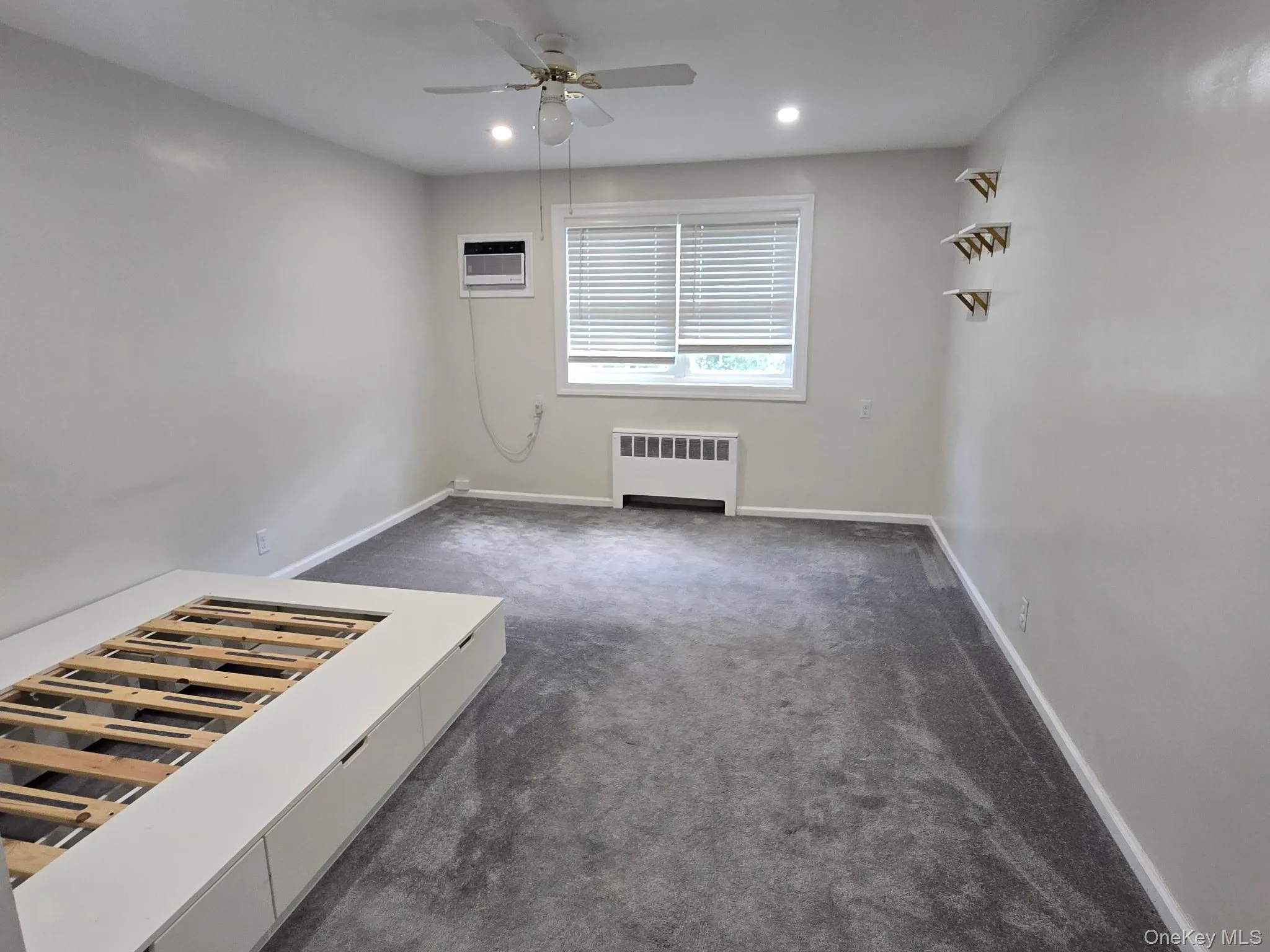 224-14 Kingsbury Avenue, New York, NY, 1 Bedroom Bedrooms, 4 Rooms Rooms,1 BathroomBathrooms,Residential,For Rent,Kingsbury,0,988967 224-14 Kingsbury Avenue, New York, NY, 1 Bedroom Bedrooms, 4 Rooms Rooms,1 BathroomBathrooms,Residential,For Rent,Kingsbury,0,988967