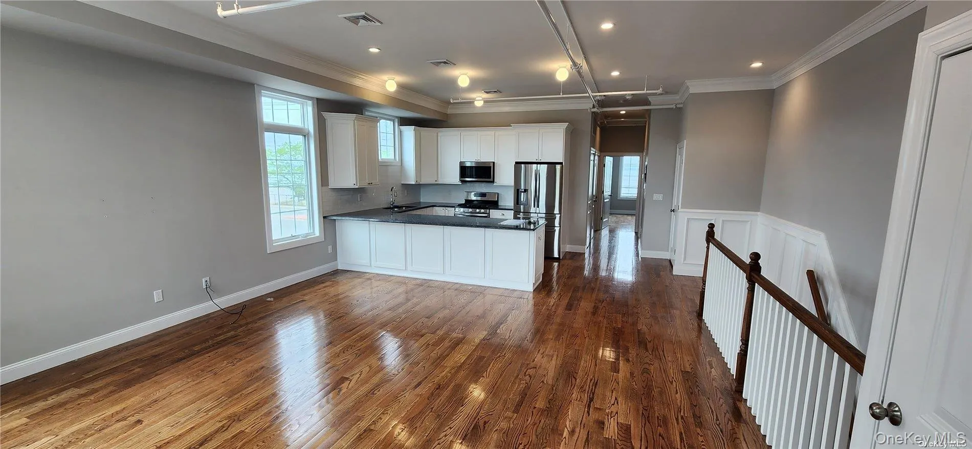 22 Bayville Avenue, Oyster Bay, NY, 2 Bedrooms Bedrooms, 5 Rooms Rooms,2 BathroomsBathrooms,Residential Lease,For Rent,Bayville Avenue,0,988971 22 Bayville Avenue, Oyster Bay, NY, 2 Bedrooms Bedrooms, 5 Rooms Rooms,2 BathroomsBathrooms,Residential Lease,For Rent,Bayville Avenue,0,988971