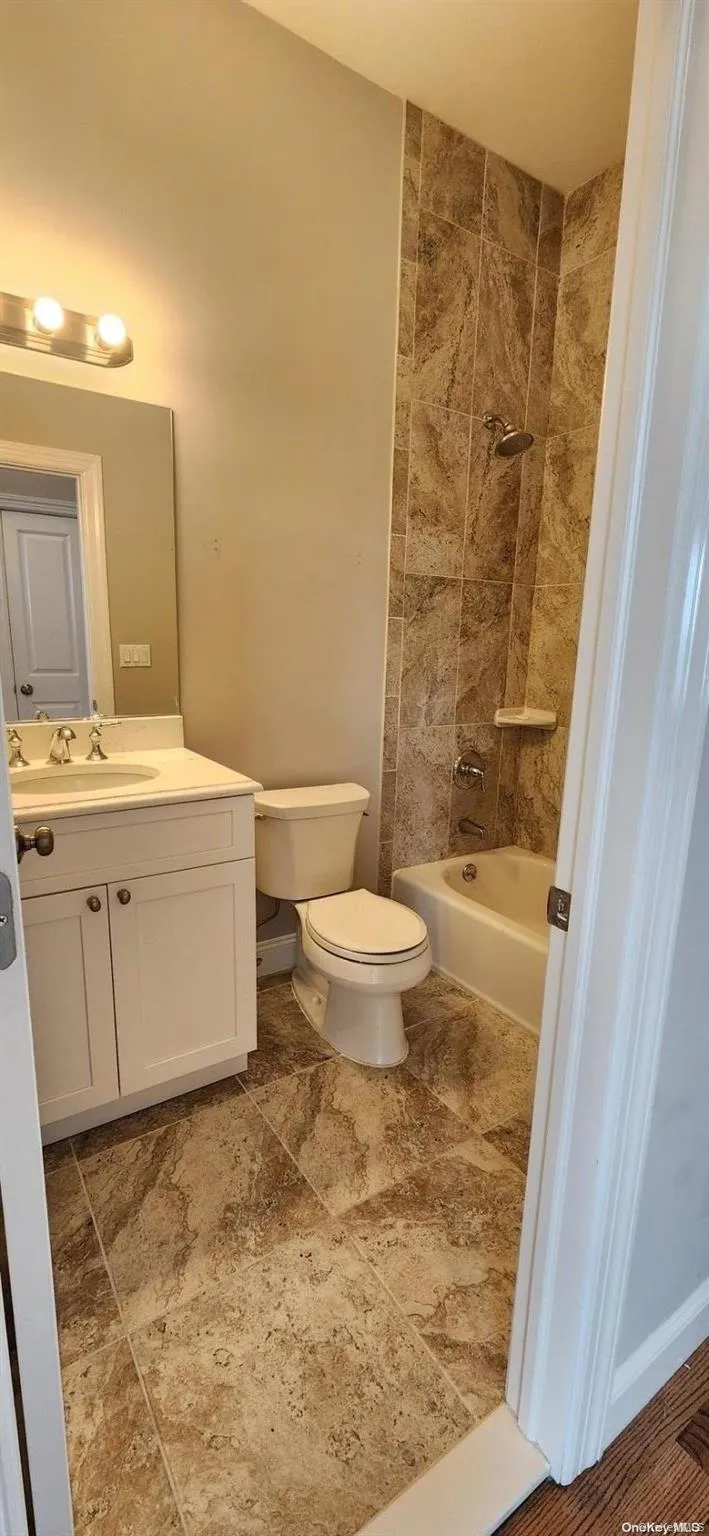 22 Bayville Avenue, Oyster Bay, NY, 2 Bedrooms Bedrooms, 5 Rooms Rooms,2 BathroomsBathrooms,Residential Lease,For Rent,Bayville Avenue,0,988971 22 Bayville Avenue, Oyster Bay, NY, 2 Bedrooms Bedrooms, 5 Rooms Rooms,2 BathroomsBathrooms,Residential Lease,For Rent,Bayville Avenue,0,988971