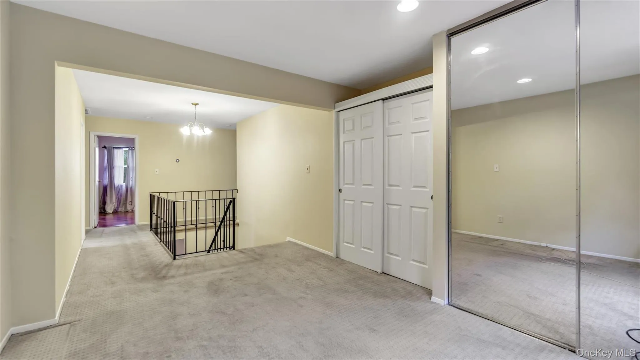 47 Carriage Road, North Hempstead, NY, 4 Bedrooms Bedrooms, 9 Rooms Rooms,2 BathroomsBathrooms,Residential Lease,For Rent,Carriage,0,988980 47 Carriage Road, North Hempstead, NY, 4 Bedrooms Bedrooms, 9 Rooms Rooms,2 BathroomsBathrooms,Residential Lease,For Rent,Carriage,0,988980