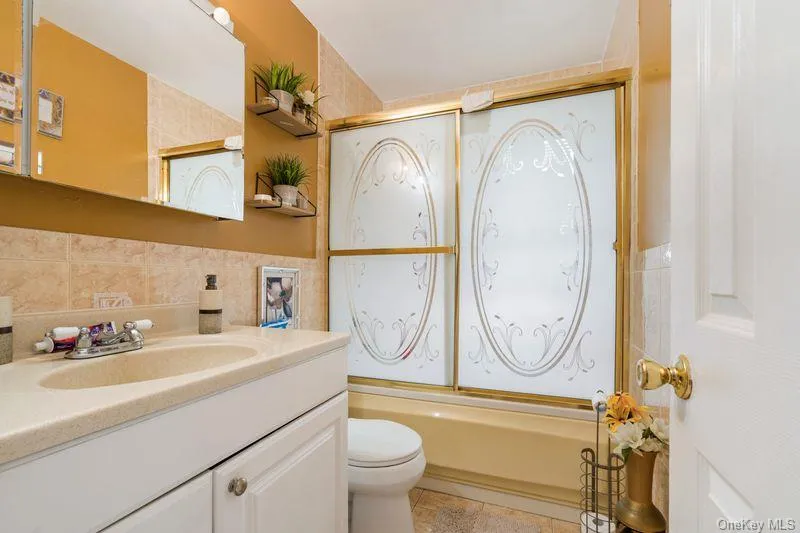 283 Hawthorne Avenue, Hempstead, NY, 4 Bedrooms Bedrooms, 12 Rooms Rooms,2 BathroomsBathrooms,Residential Sale,For Rent,Hawthorne,0,988998 283 Hawthorne Avenue, Hempstead, NY, 4 Bedrooms Bedrooms, 12 Rooms Rooms,2 BathroomsBathrooms,Residential Sale,For Rent,Hawthorne,0,988998