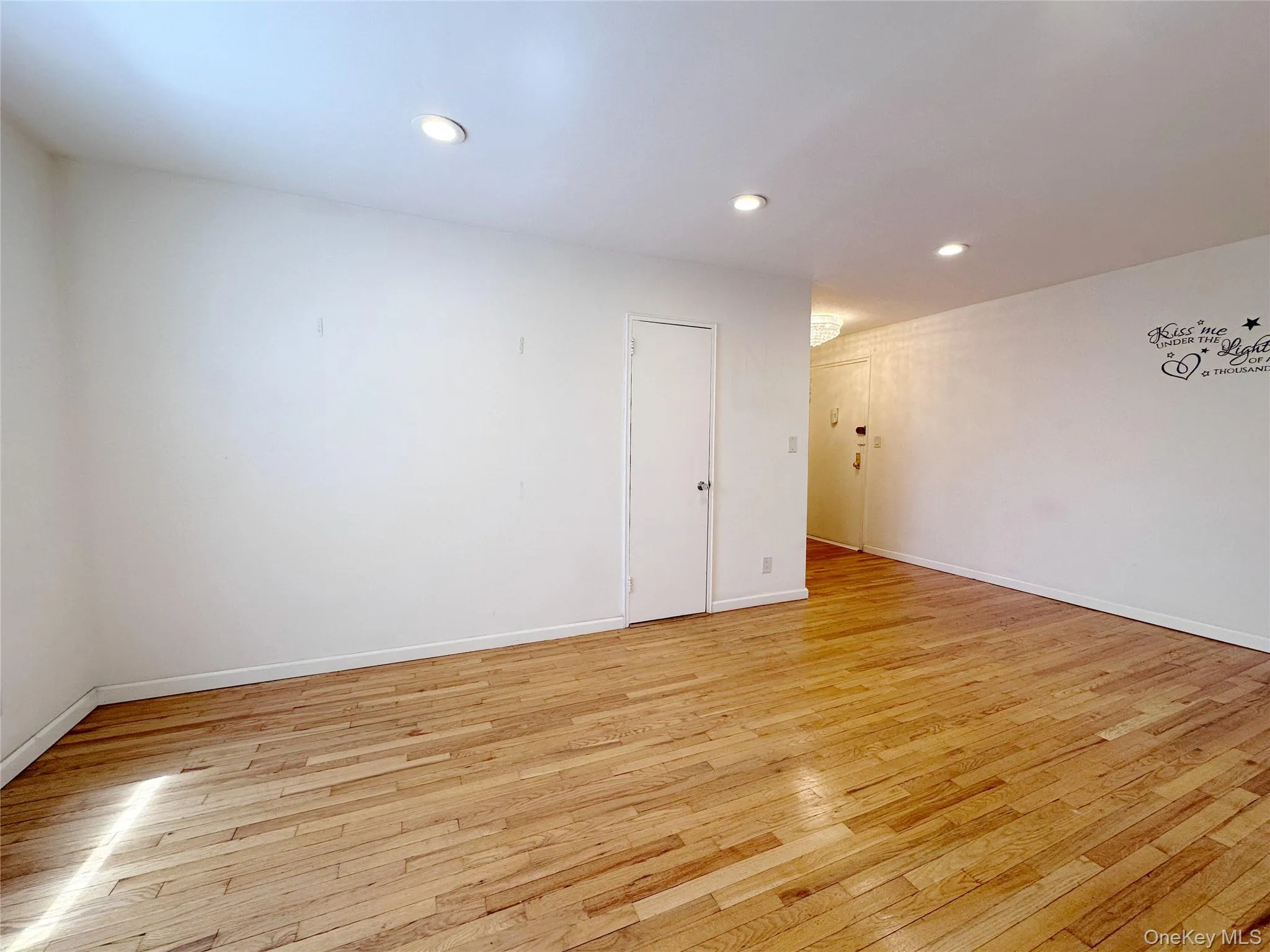 270 Broadway, Yonkers, NY, 3 Bedrooms Bedrooms, 6 Rooms Rooms,2 BathroomsBathrooms,Residential,For Rent,Broadway,0,989006 270 Broadway, Yonkers, NY, 3 Bedrooms Bedrooms, 6 Rooms Rooms,2 BathroomsBathrooms,Residential,For Rent,Broadway,0,989006