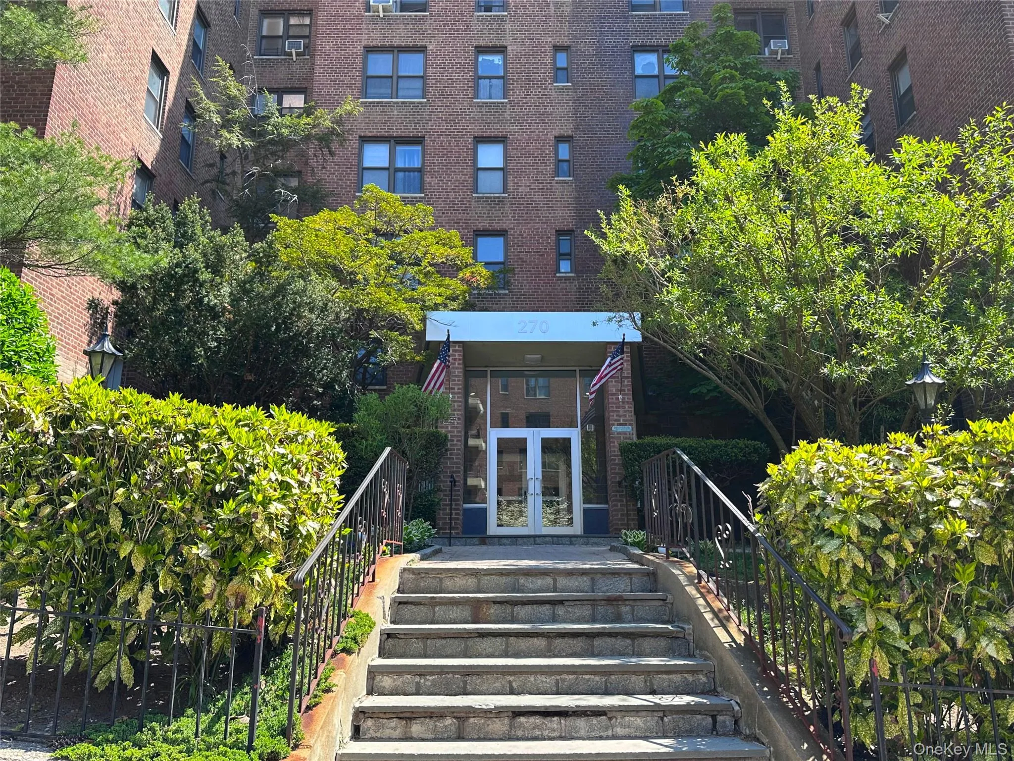 270 Broadway, Yonkers, NY, 3 Bedrooms Bedrooms, 6 Rooms Rooms,2 BathroomsBathrooms,Residential,For Rent,Broadway,0,989006 270 Broadway, Yonkers, NY, 3 Bedrooms Bedrooms, 6 Rooms Rooms,2 BathroomsBathrooms,Residential,For Rent,Broadway,0,989006
