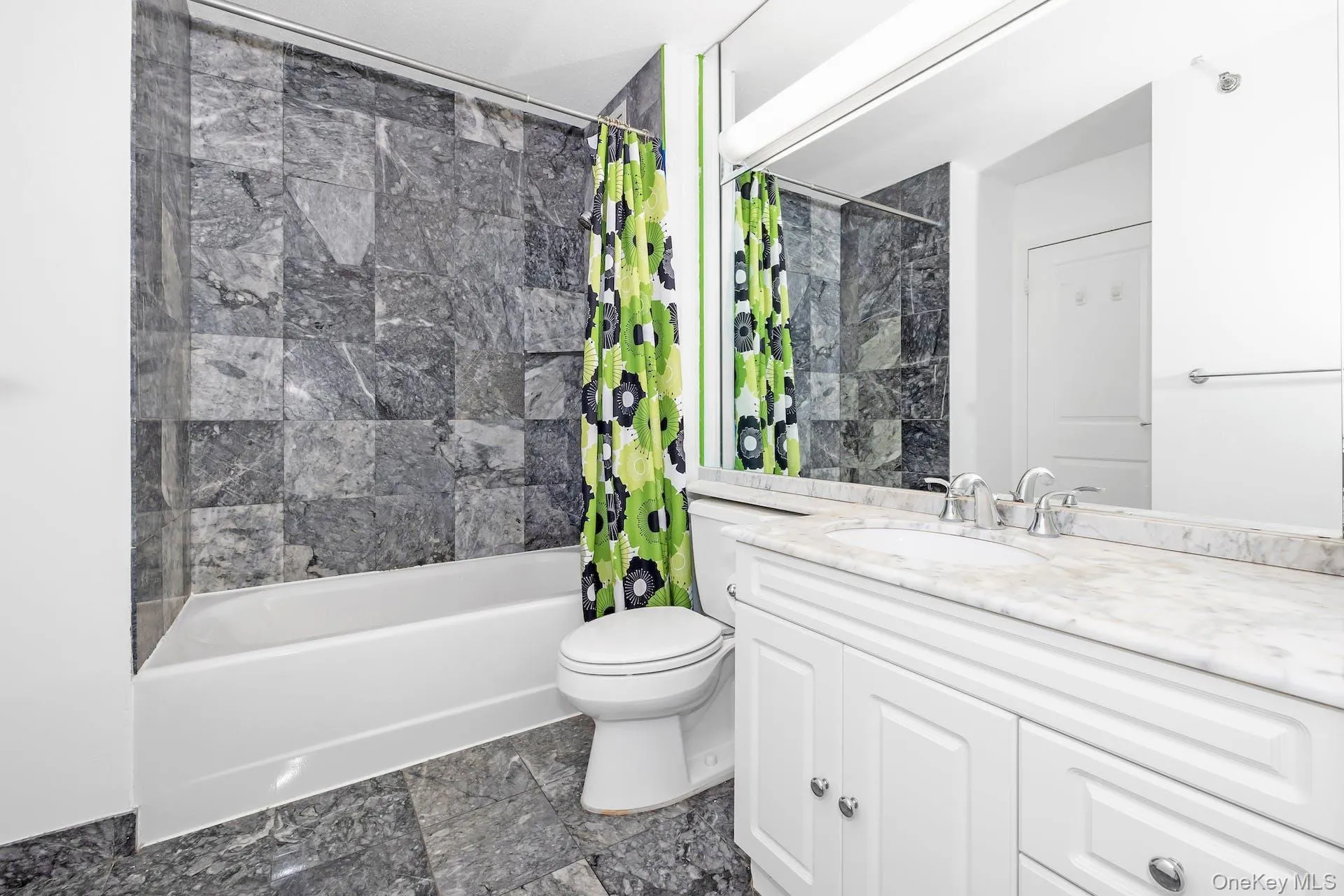 4 Martine Avenue, White Plains, NY, 1 Bedroom Bedrooms, 3 Rooms Rooms,1 BathroomBathrooms,Residential Lease,For Rent,Martine,0,989007 4 Martine Avenue, White Plains, NY, 1 Bedroom Bedrooms, 3 Rooms Rooms,1 BathroomBathrooms,Residential Lease,For Rent,Martine,0,989007