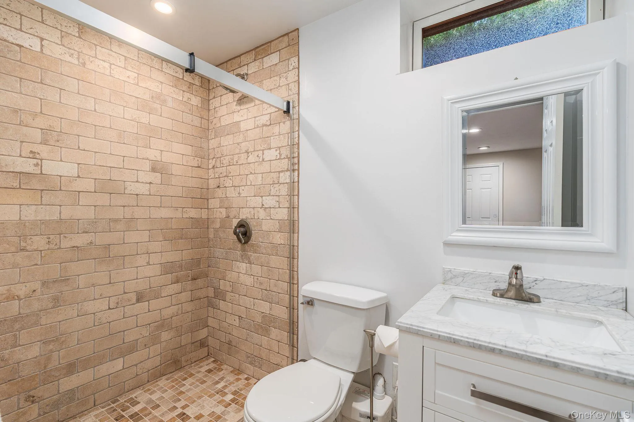 58 Tiana Road, Southampton, NY, 4 Bedrooms Bedrooms, 12 Rooms Rooms,4 BathroomsBathrooms,Residential,For Rent,Tiana,0,989012 58 Tiana Road, Southampton, NY, 4 Bedrooms Bedrooms, 12 Rooms Rooms,4 BathroomsBathrooms,Residential,For Rent,Tiana,0,989012