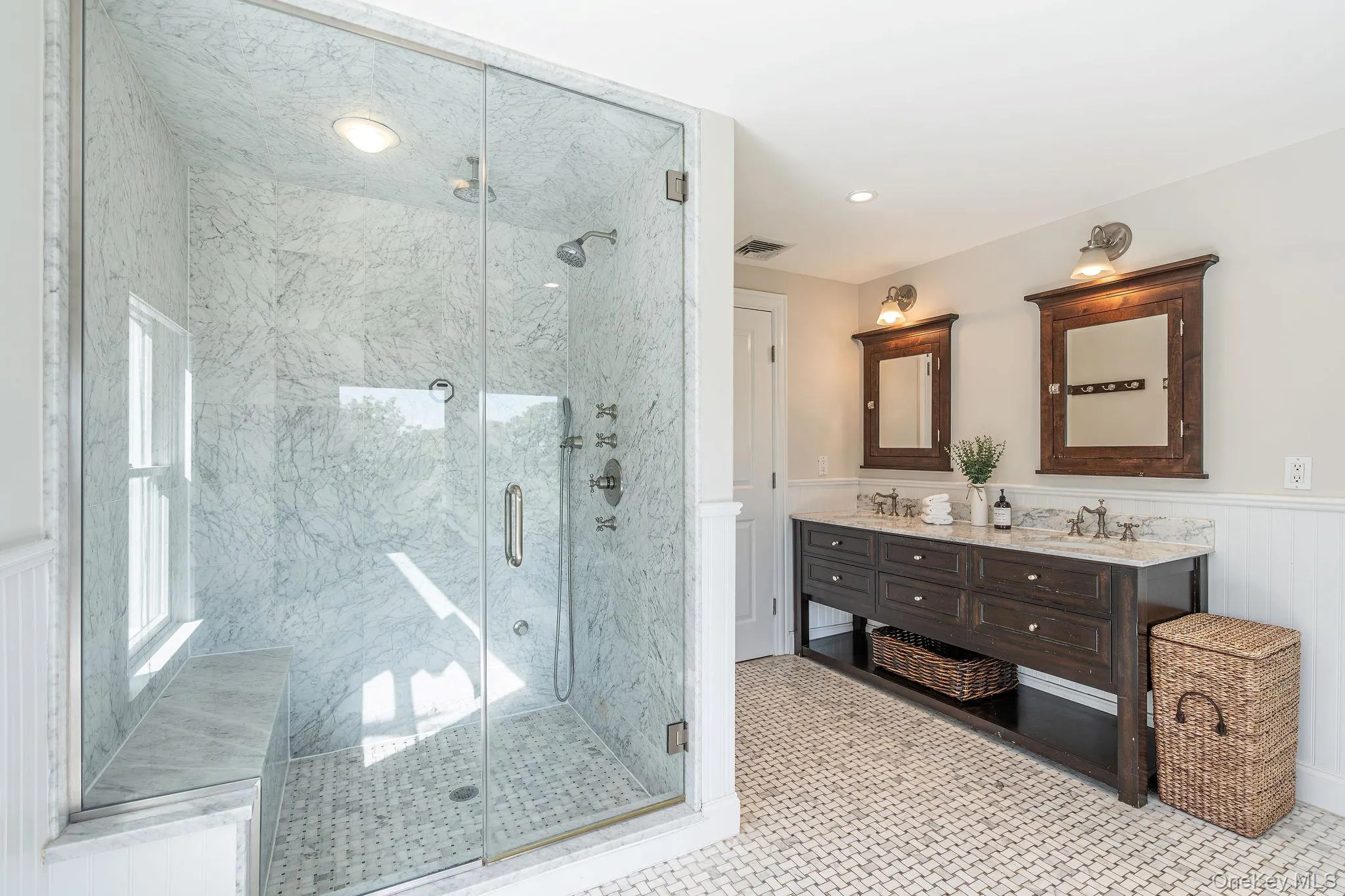 58 Tiana Road, Southampton, NY, 4 Bedrooms Bedrooms, 12 Rooms Rooms,4 BathroomsBathrooms,Residential,For Rent,Tiana,0,989012 58 Tiana Road, Southampton, NY, 4 Bedrooms Bedrooms, 12 Rooms Rooms,4 BathroomsBathrooms,Residential,For Rent,Tiana,0,989012