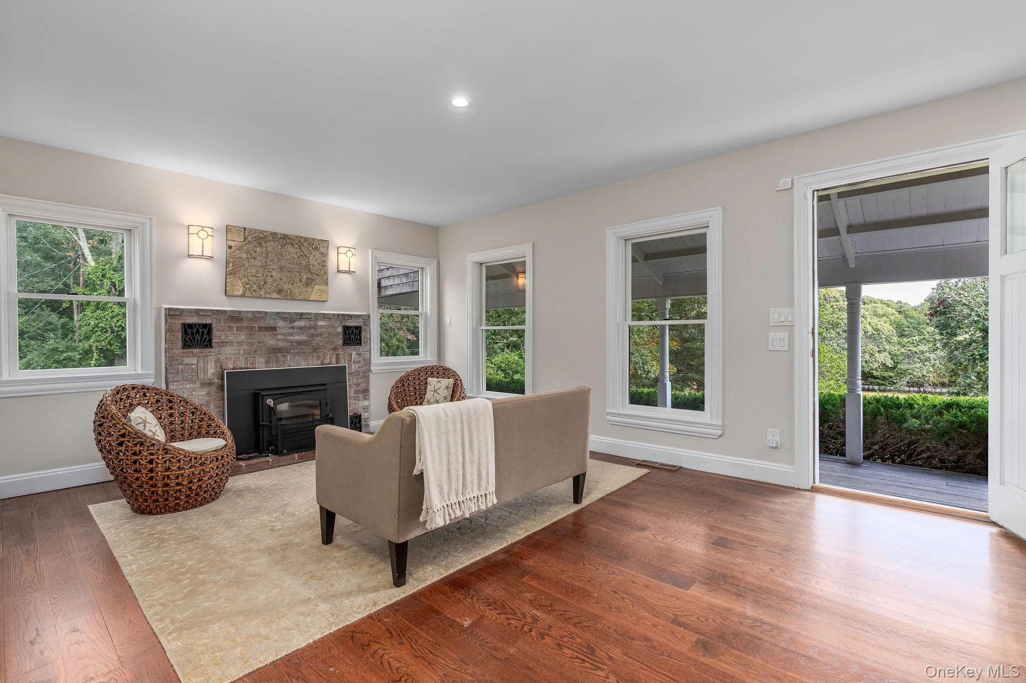 58 Tiana Road, Southampton, NY, 4 Bedrooms Bedrooms, 12 Rooms Rooms,4 BathroomsBathrooms,Residential,For Rent,Tiana,0,989012 58 Tiana Road, Southampton, NY, 4 Bedrooms Bedrooms, 12 Rooms Rooms,4 BathroomsBathrooms,Residential,For Rent,Tiana,0,989012