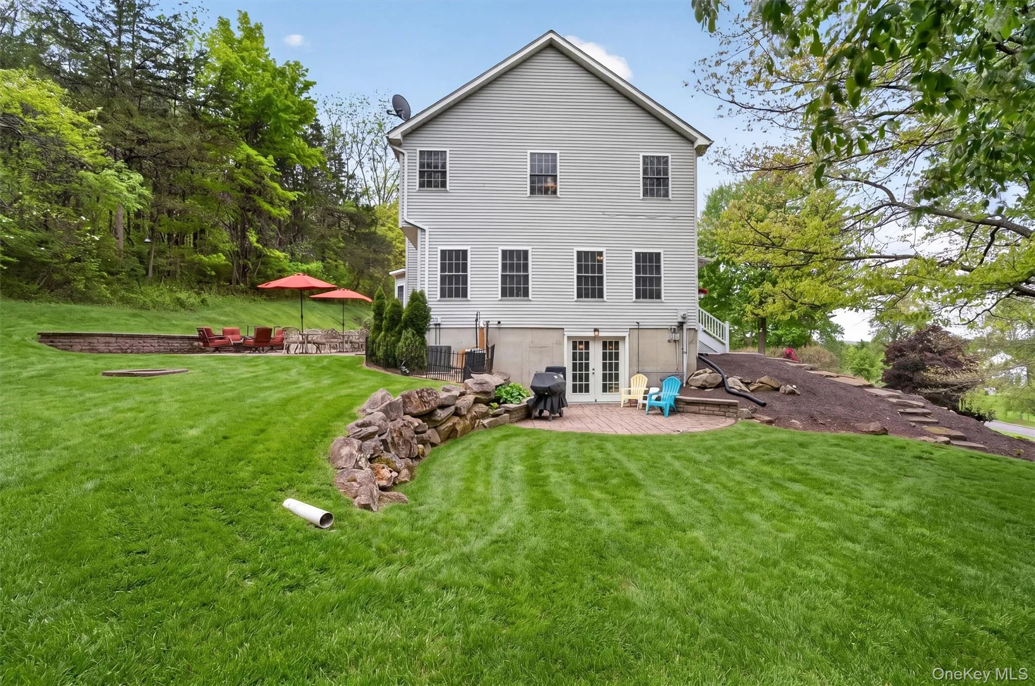 Walk-out basement with patio Walk-out basement with patio