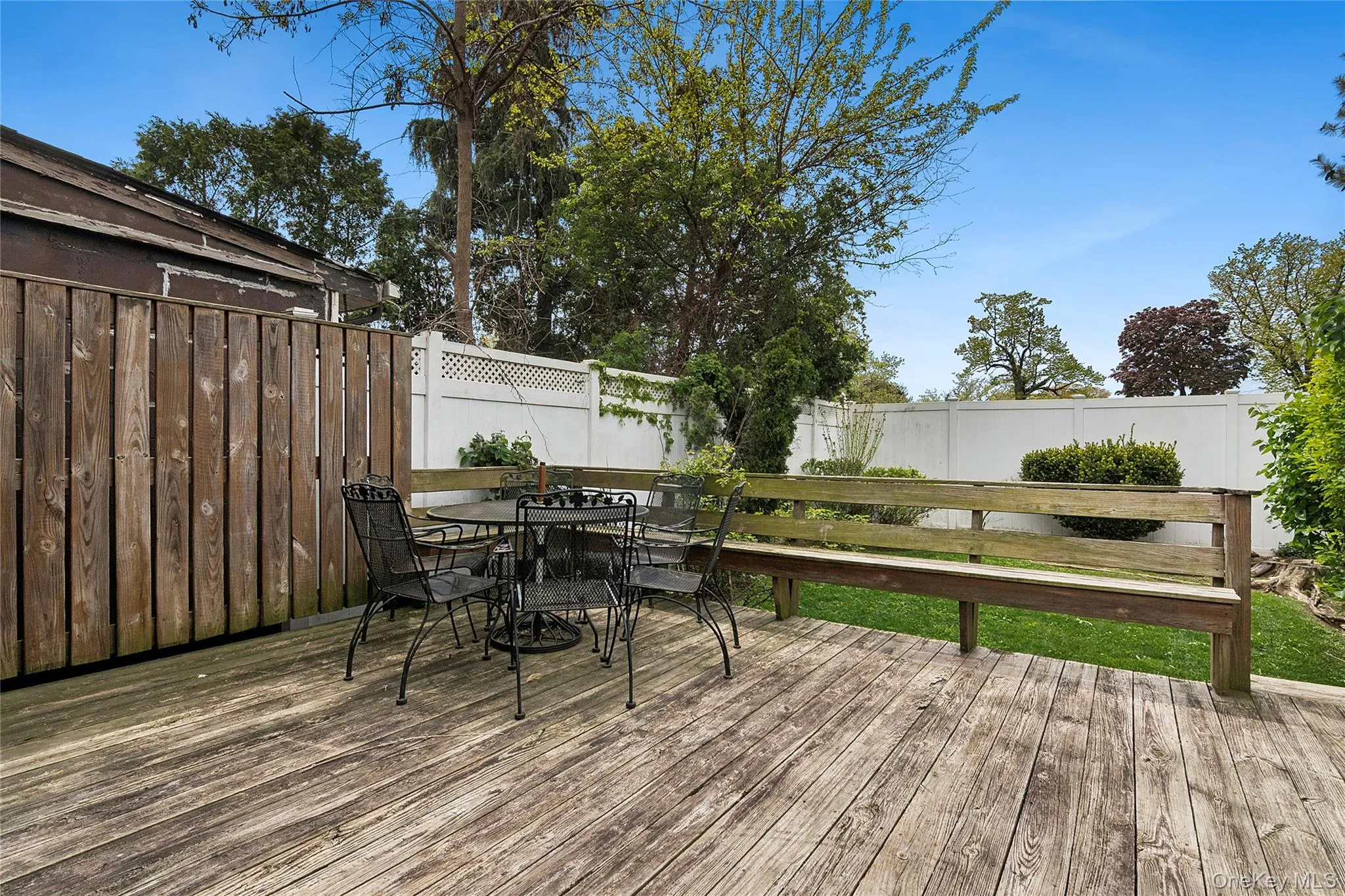 Wooden Deck off the kitchen Wooden Deck off the kitchen