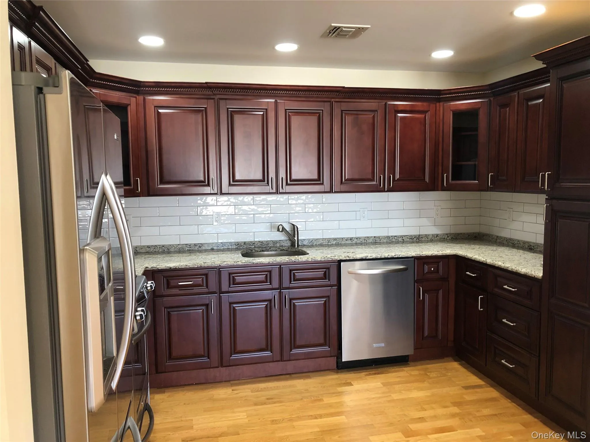 147 Main Street, North Hempstead, NY, 1 Bedroom Bedrooms, 4 Rooms Rooms,1 BathroomBathrooms,Residential Lease,For Rent,Main,0,989044 147 Main Street, North Hempstead, NY, 1 Bedroom Bedrooms, 4 Rooms Rooms,1 BathroomBathrooms,Residential Lease,For Rent,Main,0,989044