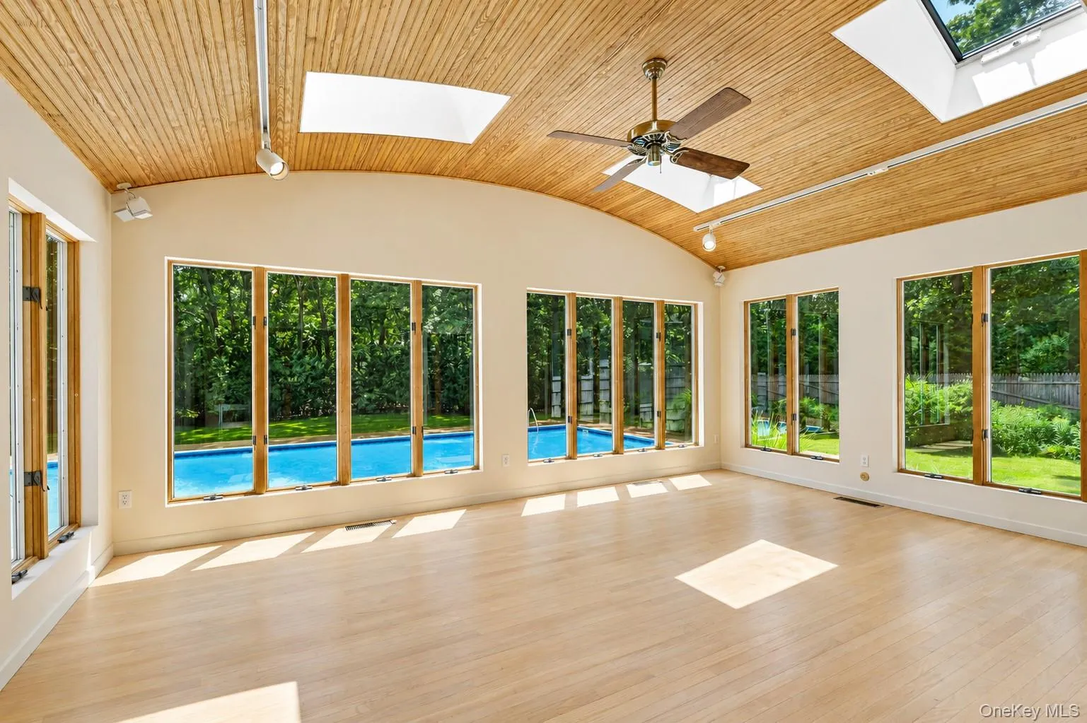 11 White Birch Trail, Southampton, NY, 2 Bedrooms Bedrooms, 7 Rooms Rooms,2 BathroomsBathrooms,Residential,For Rent,White Birch,0,989050 11 White Birch Trail, Southampton, NY, 2 Bedrooms Bedrooms, 7 Rooms Rooms,2 BathroomsBathrooms,Residential,For Rent,White Birch,0,989050