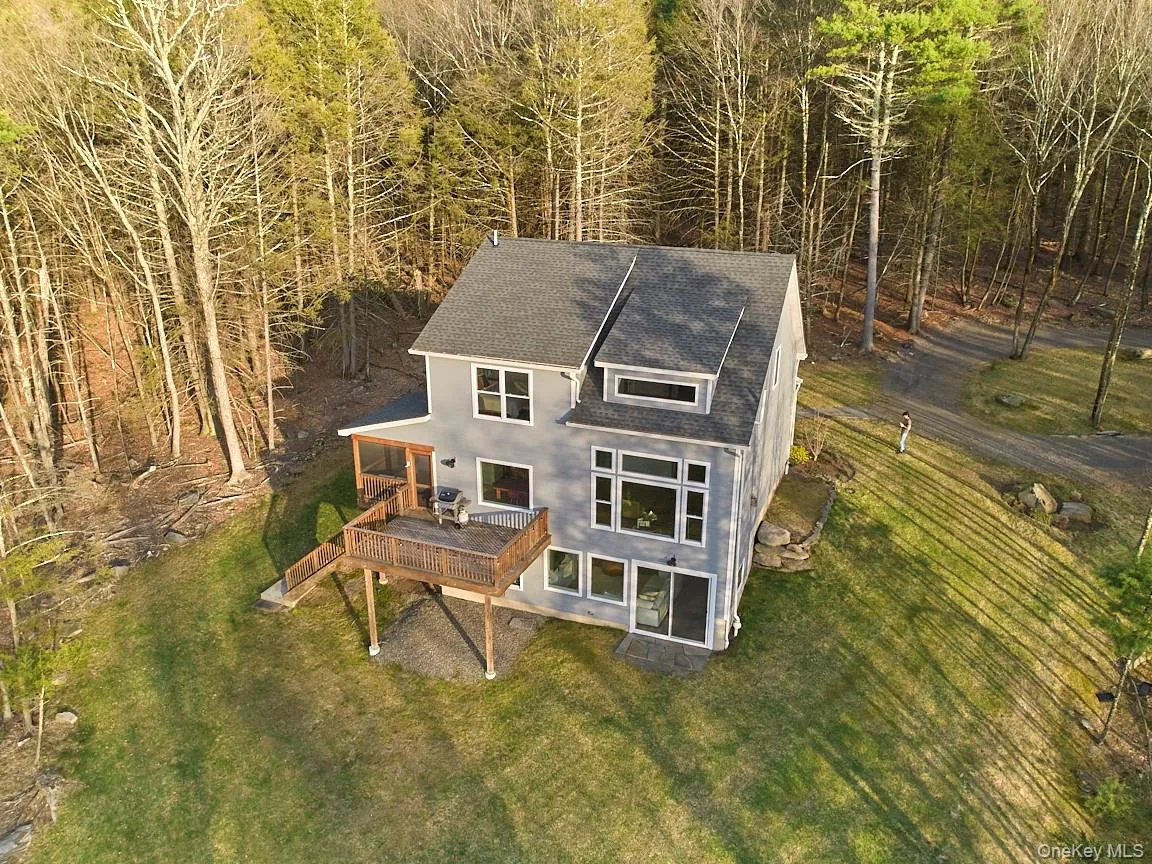 95 Mill Rock Road, Rochester, NY, 4 Bedrooms Bedrooms, 10 Rooms Rooms,3 BathroomsBathrooms,Residential,For Rent,Mill Rock,0,989066 95 Mill Rock Road, Rochester, NY, 4 Bedrooms Bedrooms, 10 Rooms Rooms,3 BathroomsBathrooms,Residential,For Rent,Mill Rock,0,989066