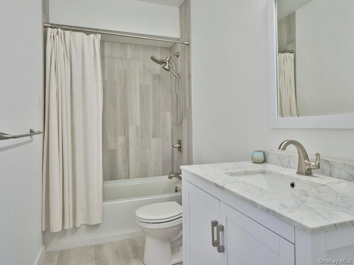 95 Mill Rock Road, Rochester, NY, 4 Bedrooms Bedrooms, 10 Rooms Rooms,3 BathroomsBathrooms,Residential,For Rent,Mill Rock,0,989066 95 Mill Rock Road, Rochester, NY, 4 Bedrooms Bedrooms, 10 Rooms Rooms,3 BathroomsBathrooms,Residential,For Rent,Mill Rock,0,989066