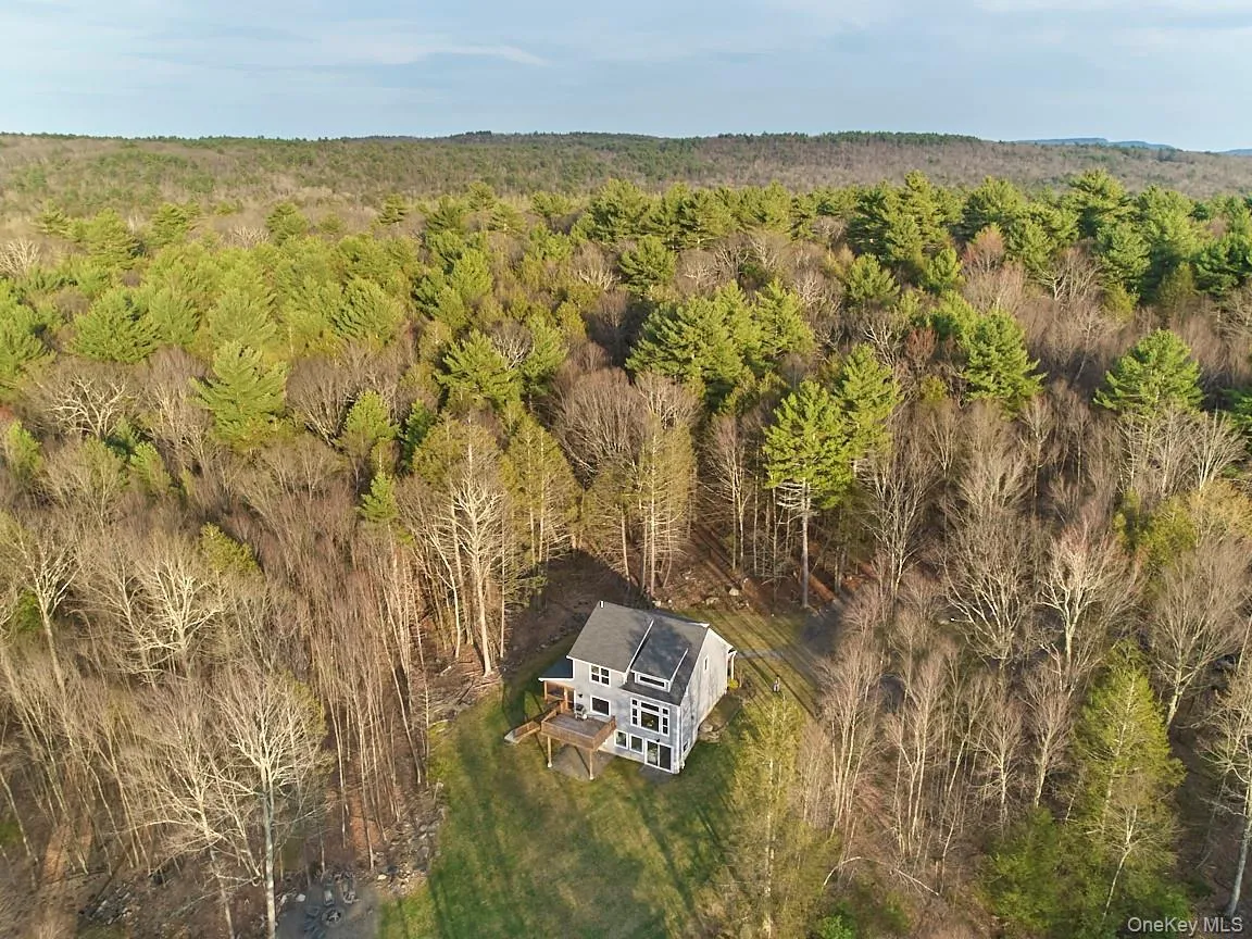 95 Mill Rock Road, Rochester, NY, 4 Bedrooms Bedrooms, 10 Rooms Rooms,3 BathroomsBathrooms,Residential,For Rent,Mill Rock,0,989066 95 Mill Rock Road, Rochester, NY, 4 Bedrooms Bedrooms, 10 Rooms Rooms,3 BathroomsBathrooms,Residential,For Rent,Mill Rock,0,989066