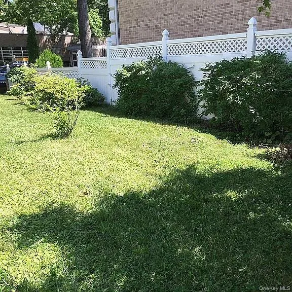 16702 73rd Avenue, New York, NY, 5 Bedrooms Bedrooms, 9 Rooms Rooms,2 BathroomsBathrooms,Residential,For Rent,73rd,0,989073 16702 73rd Avenue, New York, NY, 5 Bedrooms Bedrooms, 9 Rooms Rooms,2 BathroomsBathrooms,Residential,For Rent,73rd,0,989073