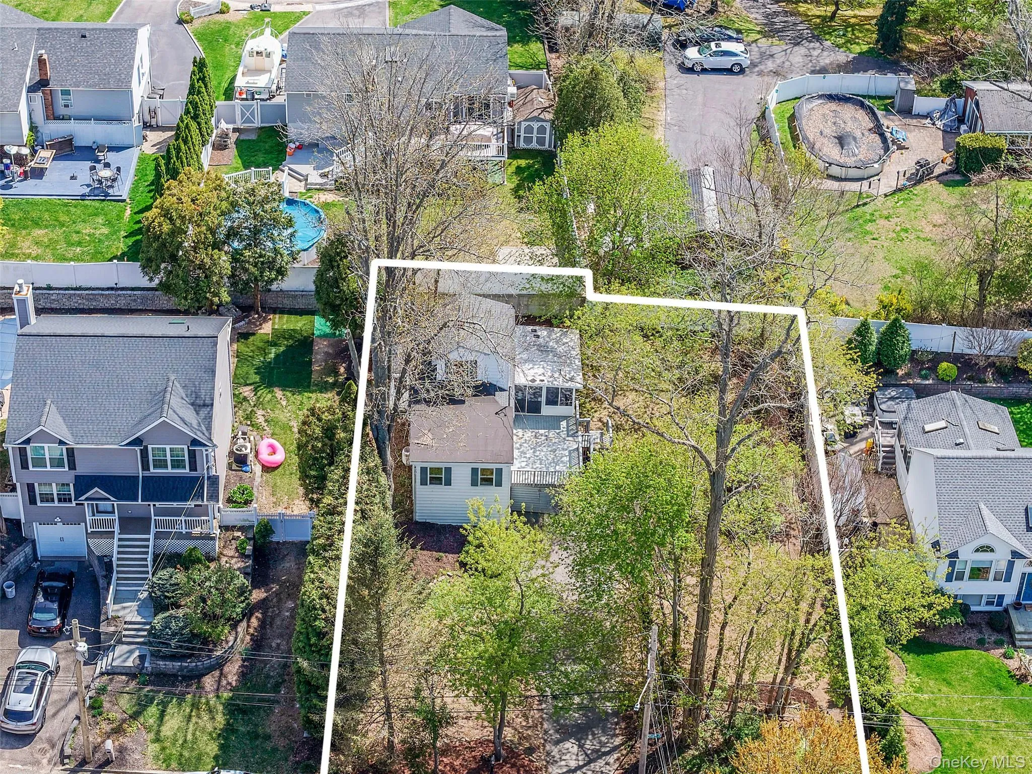 93 Maple Road, Smithtown, NY, 2 Bedrooms Bedrooms, 5 Rooms Rooms,1 BathroomBathrooms,Residential,For Rent,Maple,0,989075 93 Maple Road, Smithtown, NY, 2 Bedrooms Bedrooms, 5 Rooms Rooms,1 BathroomBathrooms,Residential,For Rent,Maple,0,989075