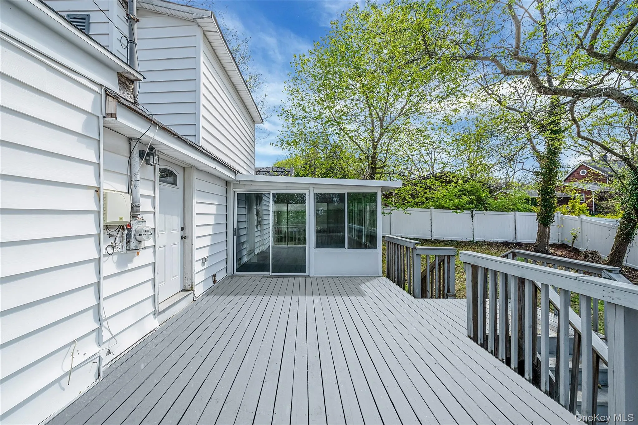 93 Maple Road, Smithtown, NY, 2 Bedrooms Bedrooms, 5 Rooms Rooms,1 BathroomBathrooms,Residential,For Rent,Maple,0,989075 93 Maple Road, Smithtown, NY, 2 Bedrooms Bedrooms, 5 Rooms Rooms,1 BathroomBathrooms,Residential,For Rent,Maple,0,989075