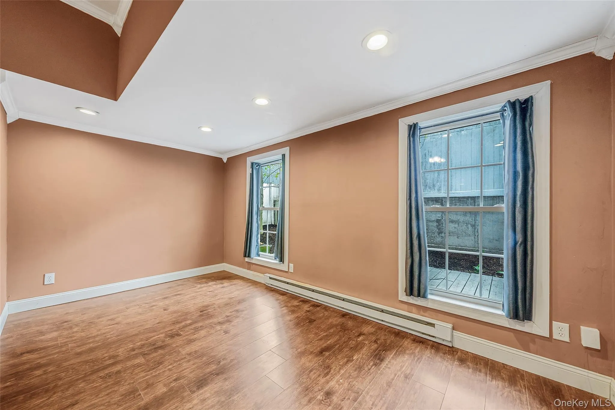 93 Maple Road, Smithtown, NY, 2 Bedrooms Bedrooms, 5 Rooms Rooms,1 BathroomBathrooms,Residential,For Rent,Maple,0,989075 93 Maple Road, Smithtown, NY, 2 Bedrooms Bedrooms, 5 Rooms Rooms,1 BathroomBathrooms,Residential,For Rent,Maple,0,989075