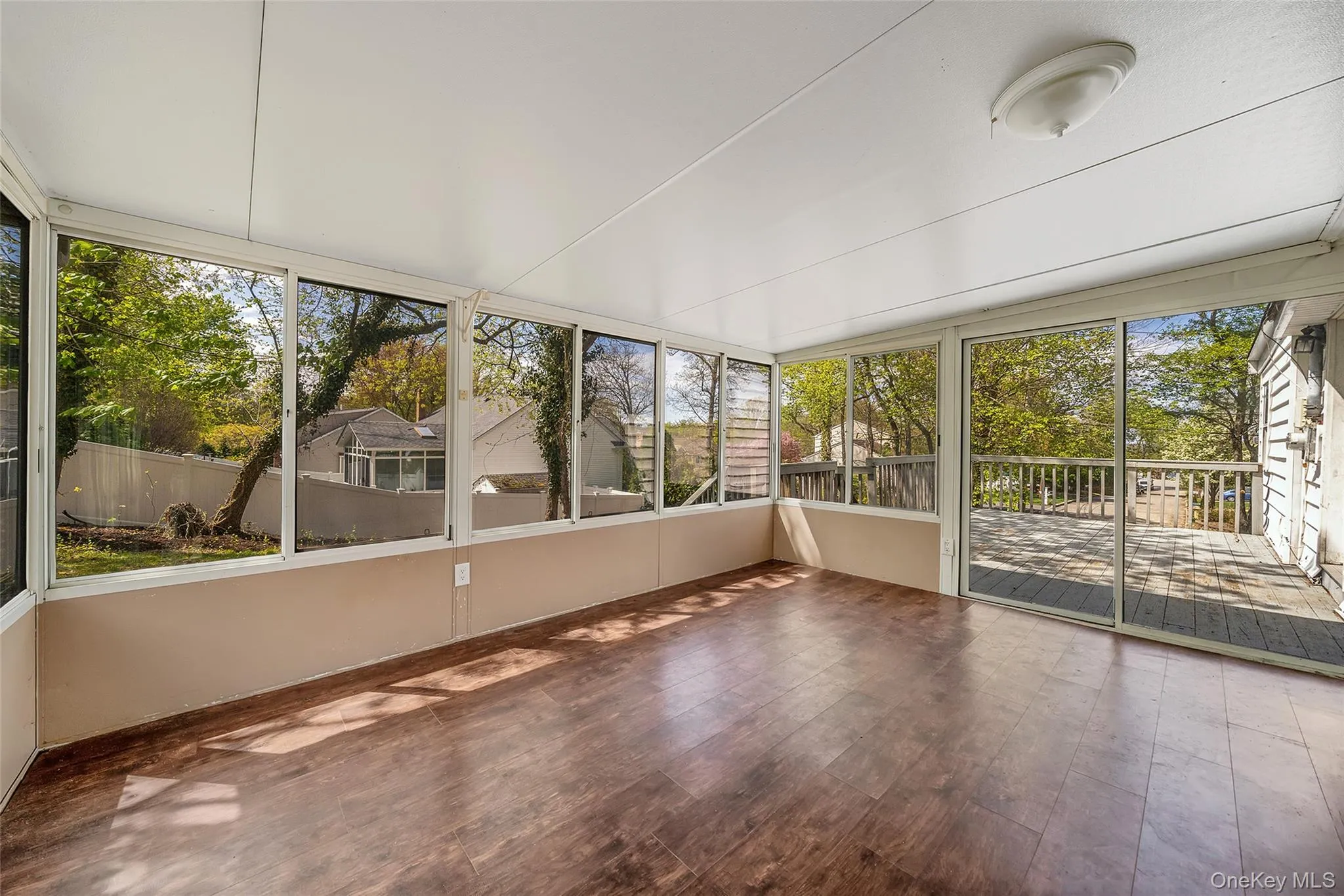 93 Maple Road, Smithtown, NY, 2 Bedrooms Bedrooms, 5 Rooms Rooms,1 BathroomBathrooms,Residential,For Rent,Maple,0,989075 93 Maple Road, Smithtown, NY, 2 Bedrooms Bedrooms, 5 Rooms Rooms,1 BathroomBathrooms,Residential,For Rent,Maple,0,989075
