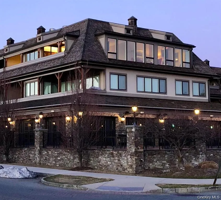 127 Main Street, Greenburgh, NY, 3 Bedrooms Bedrooms, 5 Rooms Rooms,2 BathroomsBathrooms,Residential,For Rent,Main,0,989078 127 Main Street, Greenburgh, NY, 3 Bedrooms Bedrooms, 5 Rooms Rooms,2 BathroomsBathrooms,Residential,For Rent,Main,0,989078