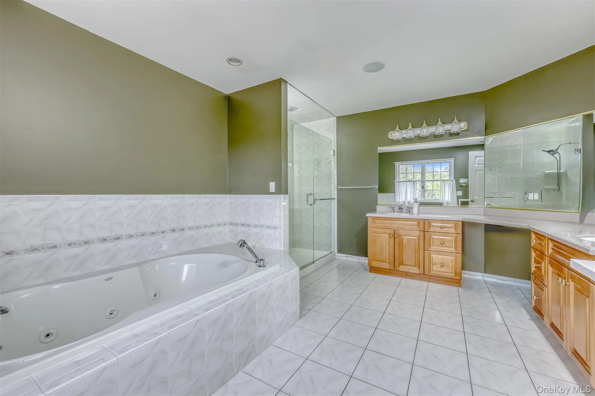 4 Birdie Drive, Ramapo, NY, 9 Bedrooms Bedrooms, 25 Rooms Rooms,7 BathroomsBathrooms,Residential,For Rent,Birdie,0,989093 4 Birdie Drive, Ramapo, NY, 9 Bedrooms Bedrooms, 25 Rooms Rooms,7 BathroomsBathrooms,Residential,For Rent,Birdie,0,989093