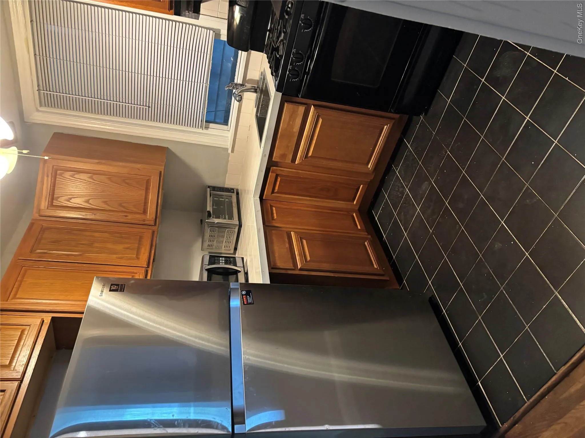 145 New Hyde Park Road, Hempstead, NY, 1 Bedroom Bedrooms, 4 Rooms Rooms,1 BathroomBathrooms,Residential Lease,For Rent,New Hyde Park,0,989094 145 New Hyde Park Road, Hempstead, NY, 1 Bedroom Bedrooms, 4 Rooms Rooms,1 BathroomBathrooms,Residential Lease,For Rent,New Hyde Park,0,989094