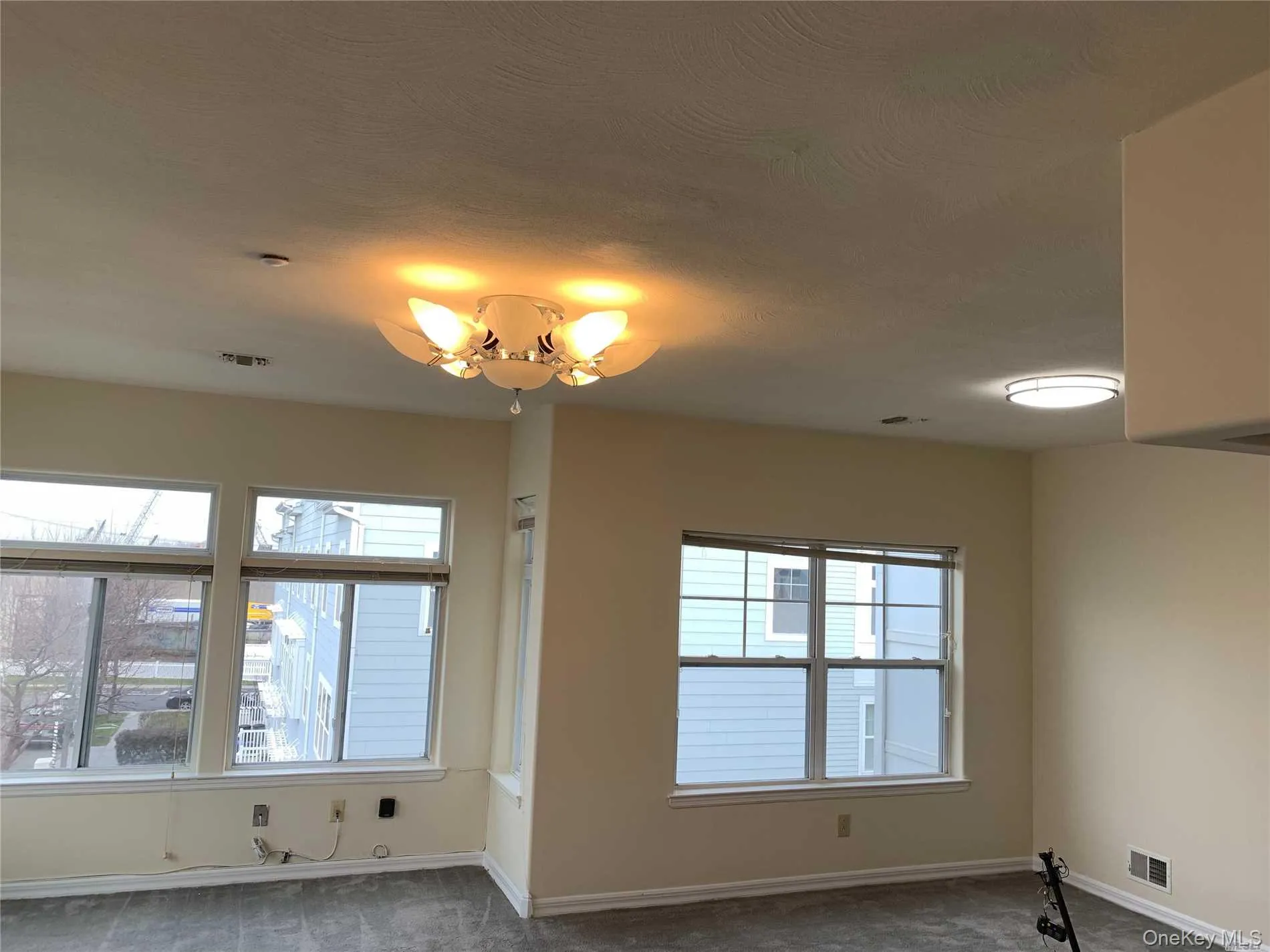 7518 Aquatic Drive, New York, NY, 3 Bedrooms Bedrooms, 6 Rooms Rooms,2 BathroomsBathrooms,Residential Lease,For Rent,Aquatic,0,989097 7518 Aquatic Drive, New York, NY, 3 Bedrooms Bedrooms, 6 Rooms Rooms,2 BathroomsBathrooms,Residential Lease,For Rent,Aquatic,0,989097