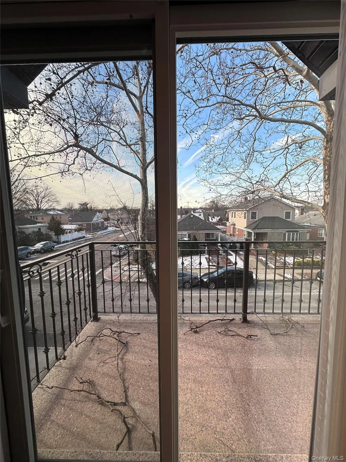 6467 185th Street, New York, NY, 2 Bedrooms Bedrooms, 5 Rooms Rooms,1 BathroomBathrooms,Residential Lease,For Rent,185th,0,989099 6467 185th Street, New York, NY, 2 Bedrooms Bedrooms, 5 Rooms Rooms,1 BathroomBathrooms,Residential Lease,For Rent,185th,0,989099