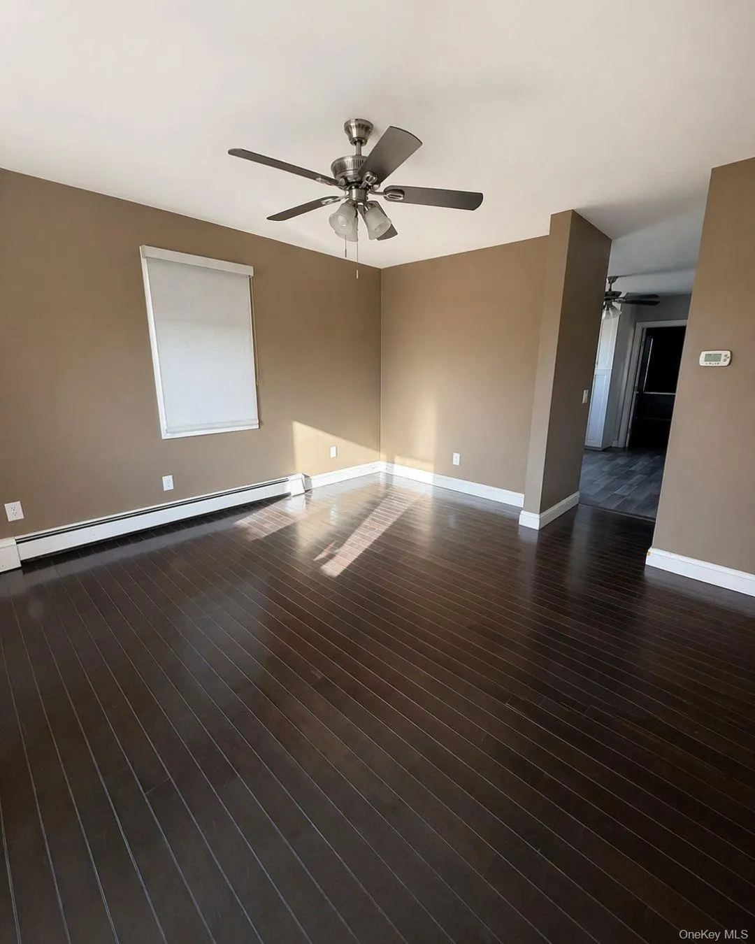 121 Carroll Avenue, Hempstead, NY, 2 Bedrooms Bedrooms, 5 Rooms Rooms,1 BathroomBathrooms,Residential Lease,For Rent,Carroll,0,989113 121 Carroll Avenue, Hempstead, NY, 2 Bedrooms Bedrooms, 5 Rooms Rooms,1 BathroomBathrooms,Residential Lease,For Rent,Carroll,0,989113