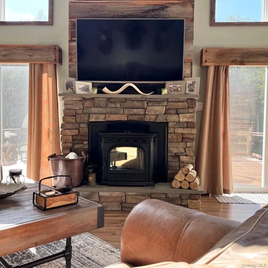 209 Gregory Road, Thompson, NY, 3 Bedrooms Bedrooms, 8 Rooms Rooms,2 BathroomsBathrooms,Residential Sale,For Rent,Gregory,0,989121 209 Gregory Road, Thompson, NY, 3 Bedrooms Bedrooms, 8 Rooms Rooms,2 BathroomsBathrooms,Residential Sale,For Rent,Gregory,0,989121