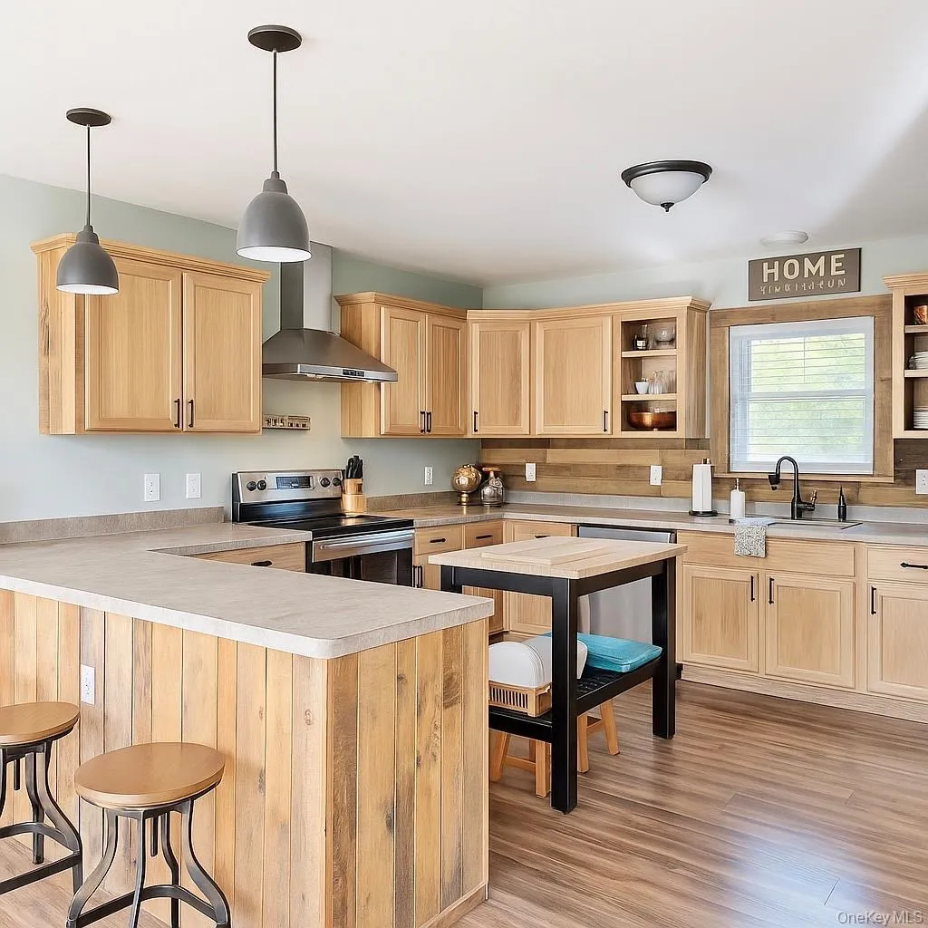 209 Gregory Road, Thompson, NY, 3 Bedrooms Bedrooms, 8 Rooms Rooms,2 BathroomsBathrooms,Residential Sale,For Rent,Gregory,0,989121 209 Gregory Road, Thompson, NY, 3 Bedrooms Bedrooms, 8 Rooms Rooms,2 BathroomsBathrooms,Residential Sale,For Rent,Gregory,0,989121