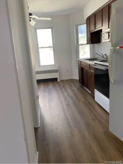 103 Main Street, Montgomery, NY, 1 Bedroom Bedrooms, 5 Rooms Rooms,1 BathroomBathrooms,Residential Lease,For Rent,Main,0,989129 103 Main Street, Montgomery, NY, 1 Bedroom Bedrooms, 5 Rooms Rooms,1 BathroomBathrooms,Residential Lease,For Rent,Main,0,989129