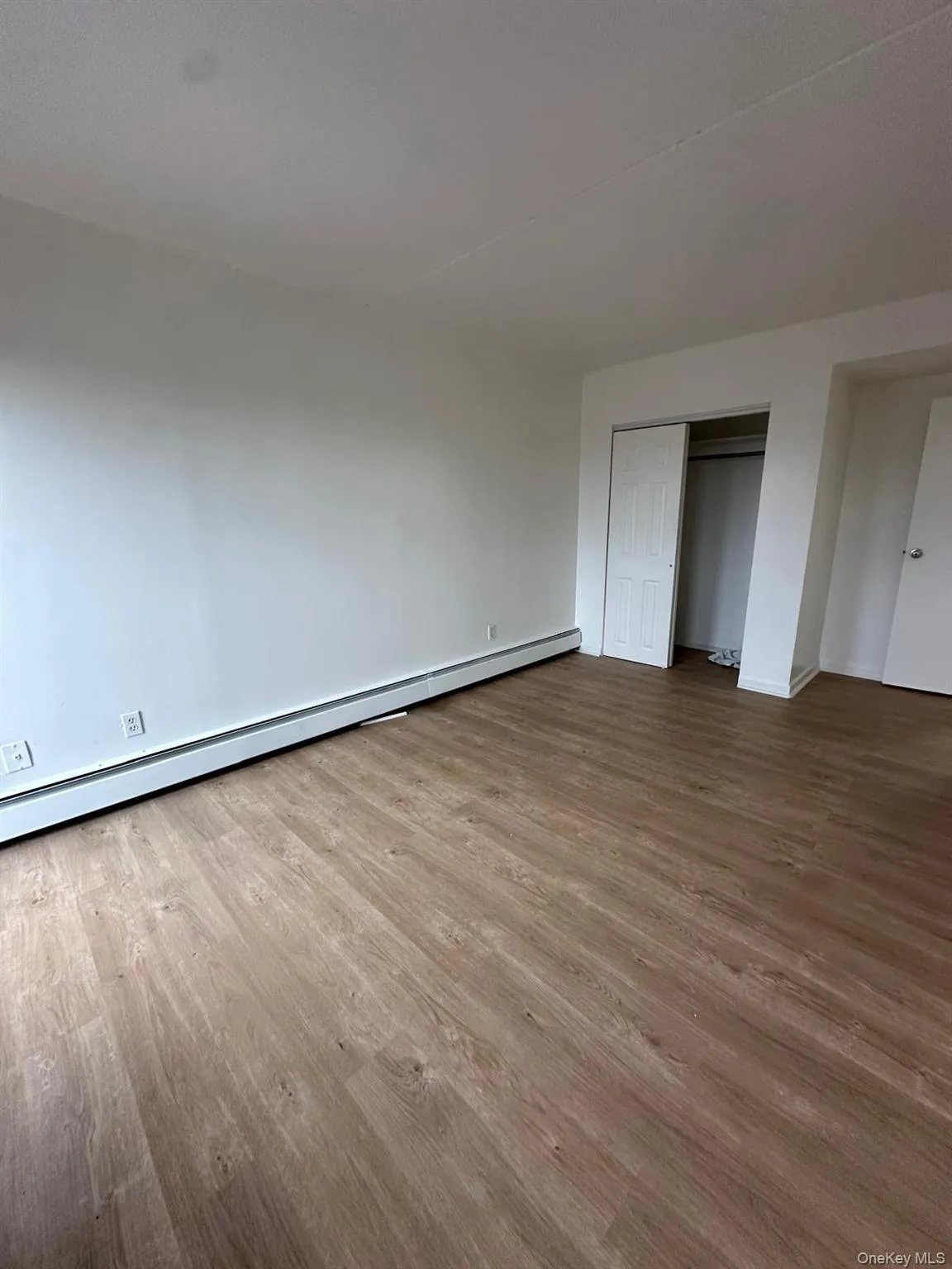 5611 Clover Place, New York, NY, 3 Bedrooms Bedrooms, 6 Rooms Rooms,1 BathroomBathrooms,Residential Lease,For Rent,Clover,0,989134 5611 Clover Place, New York, NY, 3 Bedrooms Bedrooms, 6 Rooms Rooms,1 BathroomBathrooms,Residential Lease,For Rent,Clover,0,989134