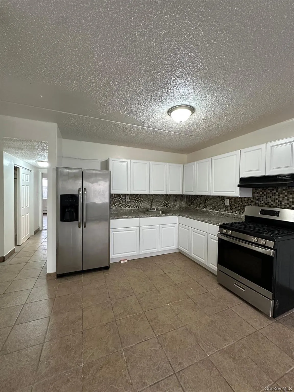 5611 Clover Place, New York, NY, 3 Bedrooms Bedrooms, 6 Rooms Rooms,1 BathroomBathrooms,Residential Lease,For Rent,Clover,0,989134 5611 Clover Place, New York, NY, 3 Bedrooms Bedrooms, 6 Rooms Rooms,1 BathroomBathrooms,Residential Lease,For Rent,Clover,0,989134