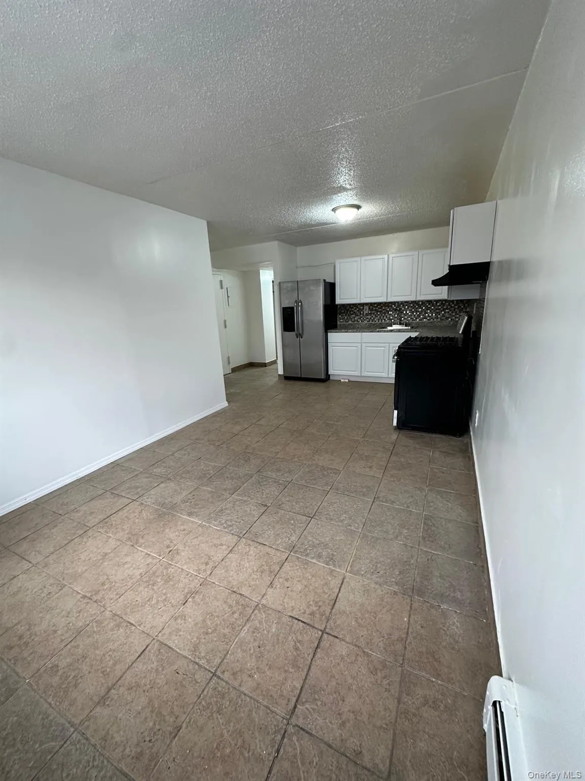 5611 Clover Place, New York, NY, 3 Bedrooms Bedrooms, 6 Rooms Rooms,1 BathroomBathrooms,Residential Lease,For Rent,Clover,0,989134 5611 Clover Place, New York, NY, 3 Bedrooms Bedrooms, 6 Rooms Rooms,1 BathroomBathrooms,Residential Lease,For Rent,Clover,0,989134