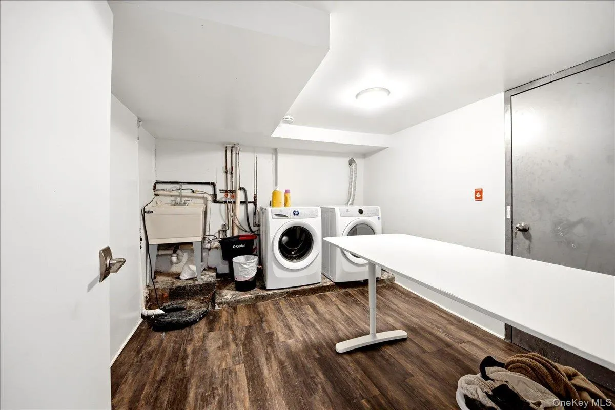 Laundry/Sink/Mechanical Room (Level-1) Laundry/Sink/Mechanical Room (Level-1)