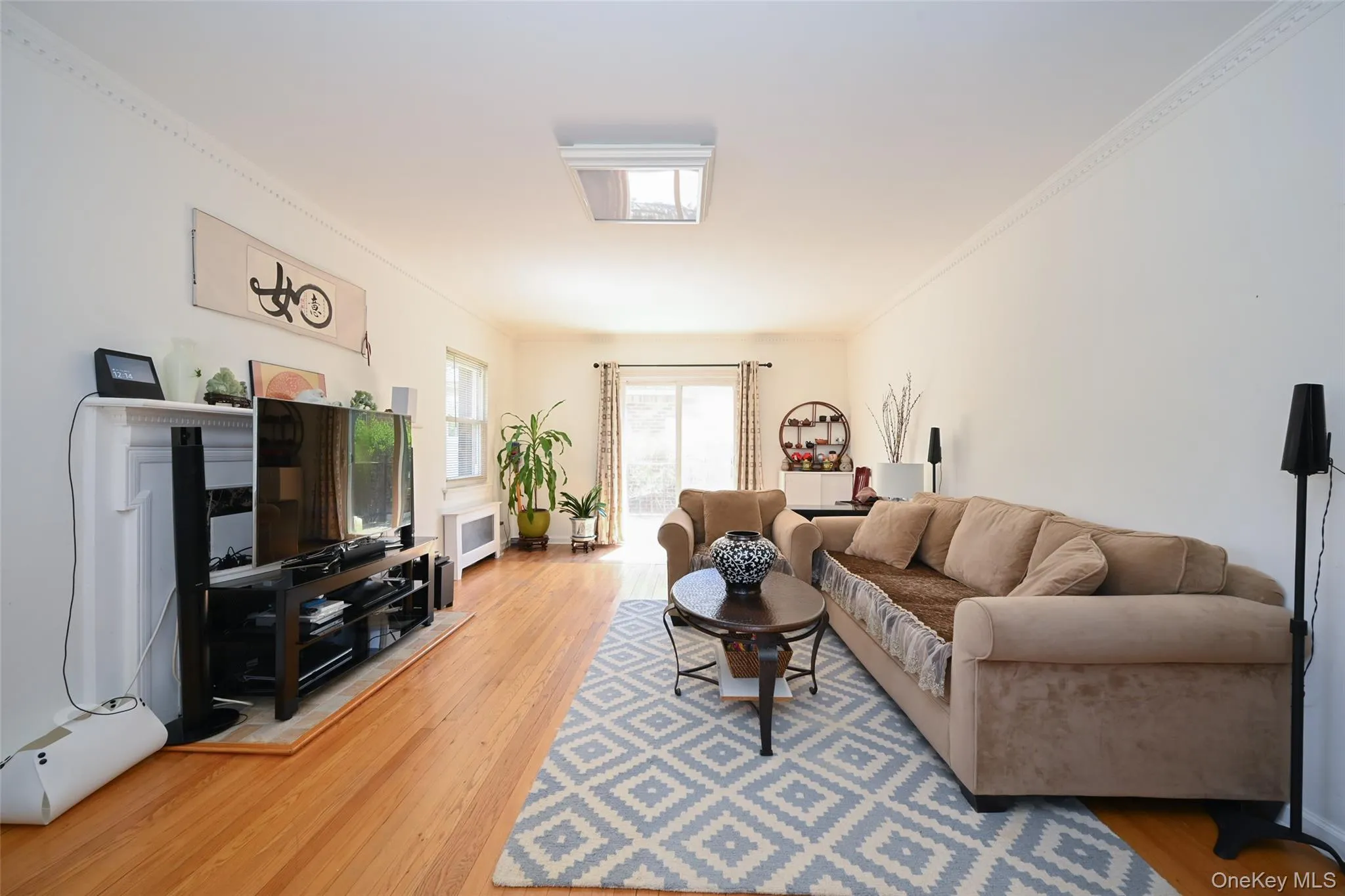 223-14 Kingsbury Avenue, New York, NY, 4 Bedrooms Bedrooms, 11 Rooms Rooms,2 BathroomsBathrooms,Residential,For Rent,Kingsbury,0,989140 223-14 Kingsbury Avenue, New York, NY, 4 Bedrooms Bedrooms, 11 Rooms Rooms,2 BathroomsBathrooms,Residential,For Rent,Kingsbury,0,989140