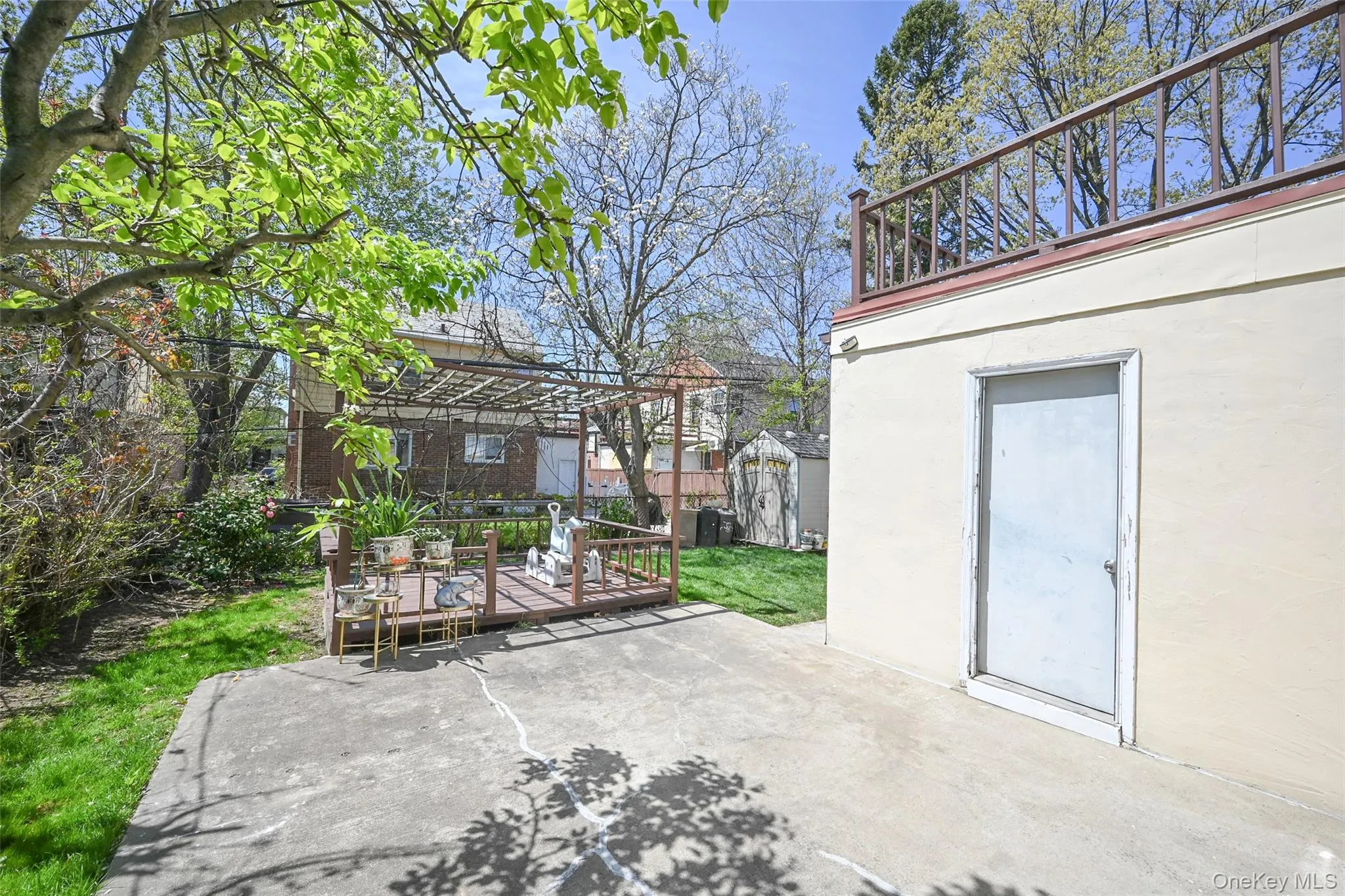 223-14 Kingsbury Avenue, New York, NY, 4 Bedrooms Bedrooms, 11 Rooms Rooms,2 BathroomsBathrooms,Residential,For Rent,Kingsbury,0,989140 223-14 Kingsbury Avenue, New York, NY, 4 Bedrooms Bedrooms, 11 Rooms Rooms,2 BathroomsBathrooms,Residential,For Rent,Kingsbury,0,989140