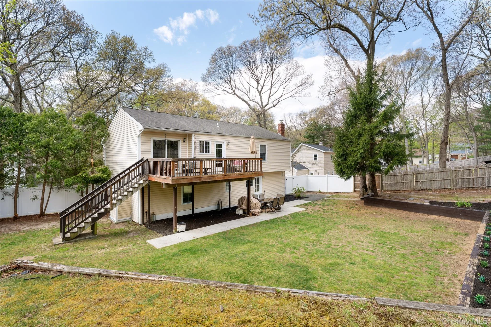 591 Meadow Road, Smithtown, NY, 4 Bedrooms Bedrooms, 9 Rooms Rooms,3 BathroomsBathrooms,Residential Sale,For Rent,Meadow,0,989141 591 Meadow Road, Smithtown, NY, 4 Bedrooms Bedrooms, 9 Rooms Rooms,3 BathroomsBathrooms,Residential Sale,For Rent,Meadow,0,989141