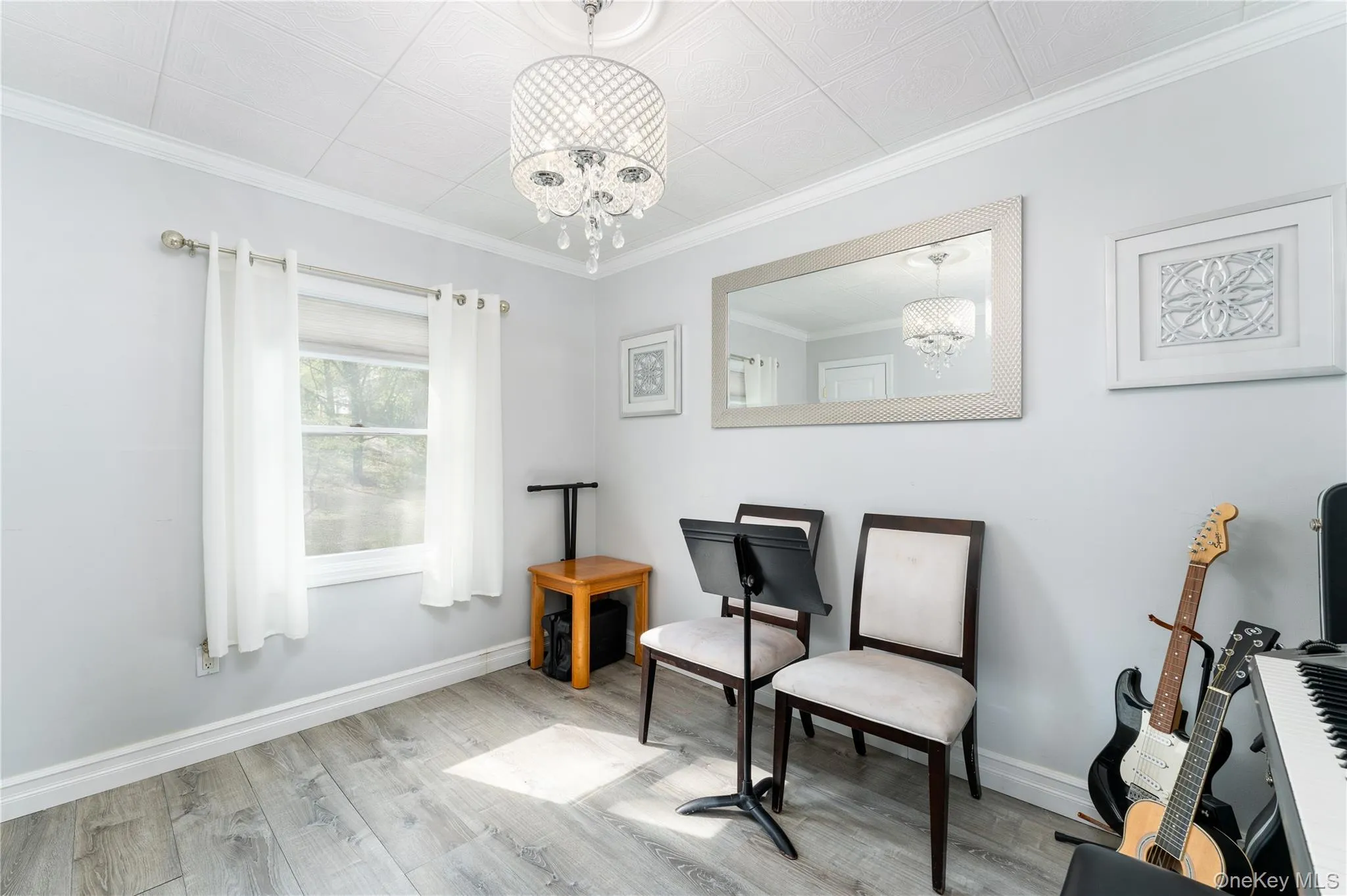 591 Meadow Road, Smithtown, NY, 4 Bedrooms Bedrooms, 9 Rooms Rooms,3 BathroomsBathrooms,Residential Sale,For Rent,Meadow,0,989141 591 Meadow Road, Smithtown, NY, 4 Bedrooms Bedrooms, 9 Rooms Rooms,3 BathroomsBathrooms,Residential Sale,For Rent,Meadow,0,989141