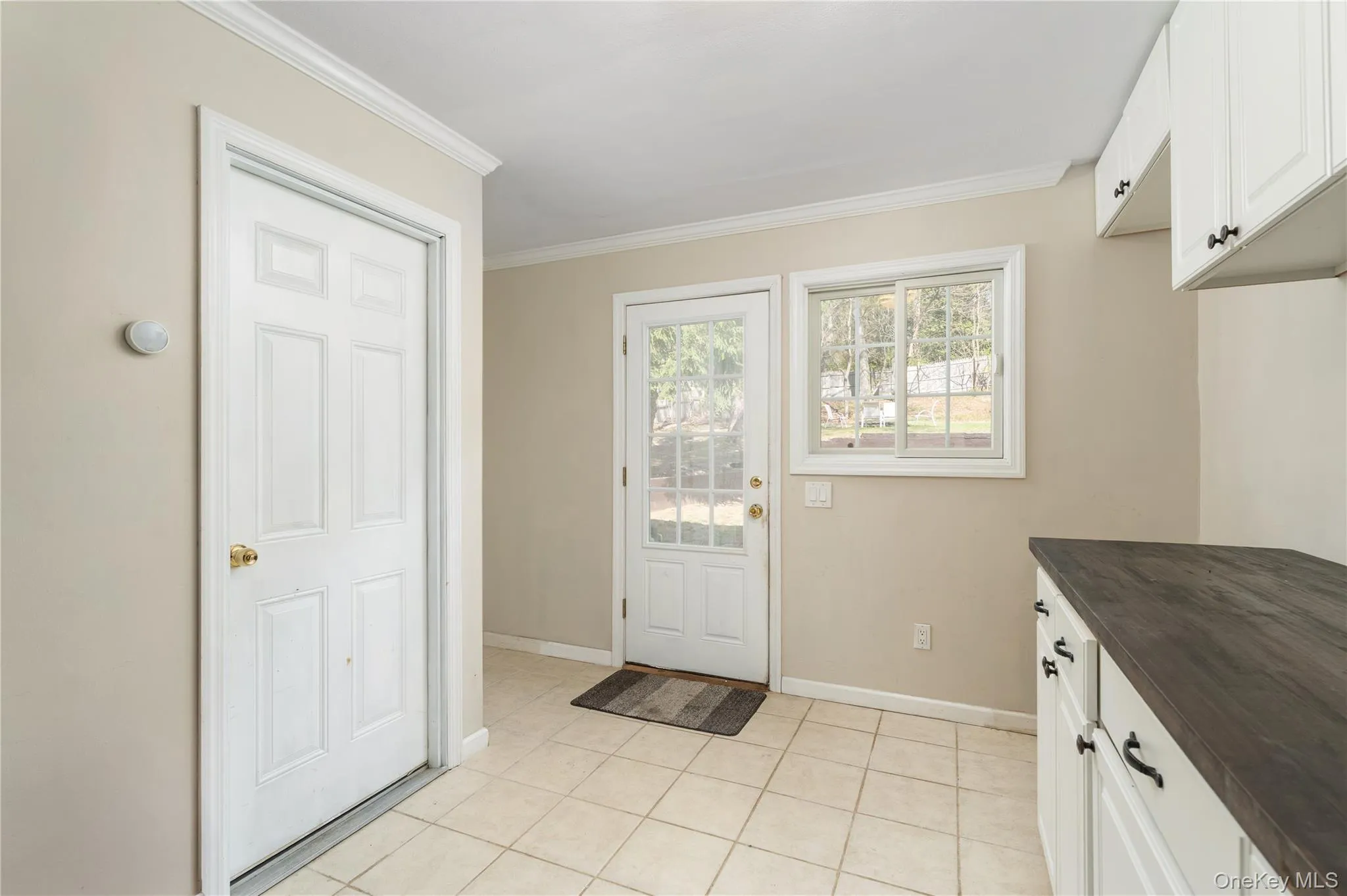 591 Meadow Road, Smithtown, NY, 4 Bedrooms Bedrooms, 9 Rooms Rooms,3 BathroomsBathrooms,Residential Sale,For Rent,Meadow,0,989141 591 Meadow Road, Smithtown, NY, 4 Bedrooms Bedrooms, 9 Rooms Rooms,3 BathroomsBathrooms,Residential Sale,For Rent,Meadow,0,989141