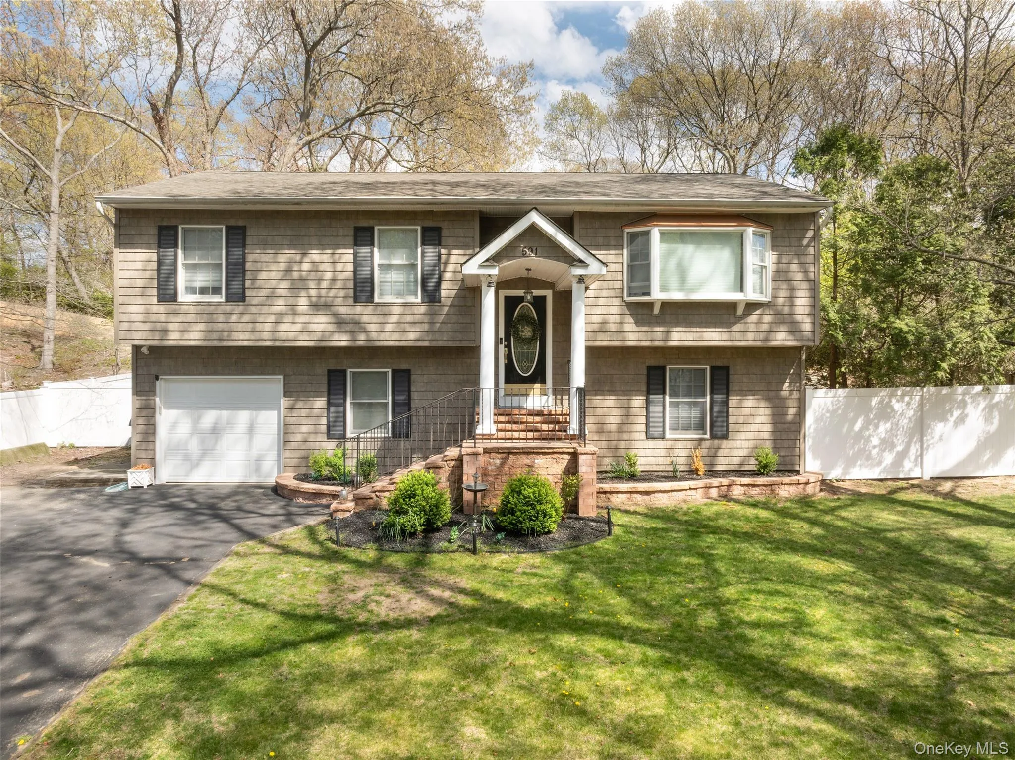 591 Meadow Road, Smithtown, NY, 4 Bedrooms Bedrooms, 9 Rooms Rooms,3 BathroomsBathrooms,Residential Sale,For Rent,Meadow,0,989141 591 Meadow Road, Smithtown, NY, 4 Bedrooms Bedrooms, 9 Rooms Rooms,3 BathroomsBathrooms,Residential Sale,For Rent,Meadow,0,989141