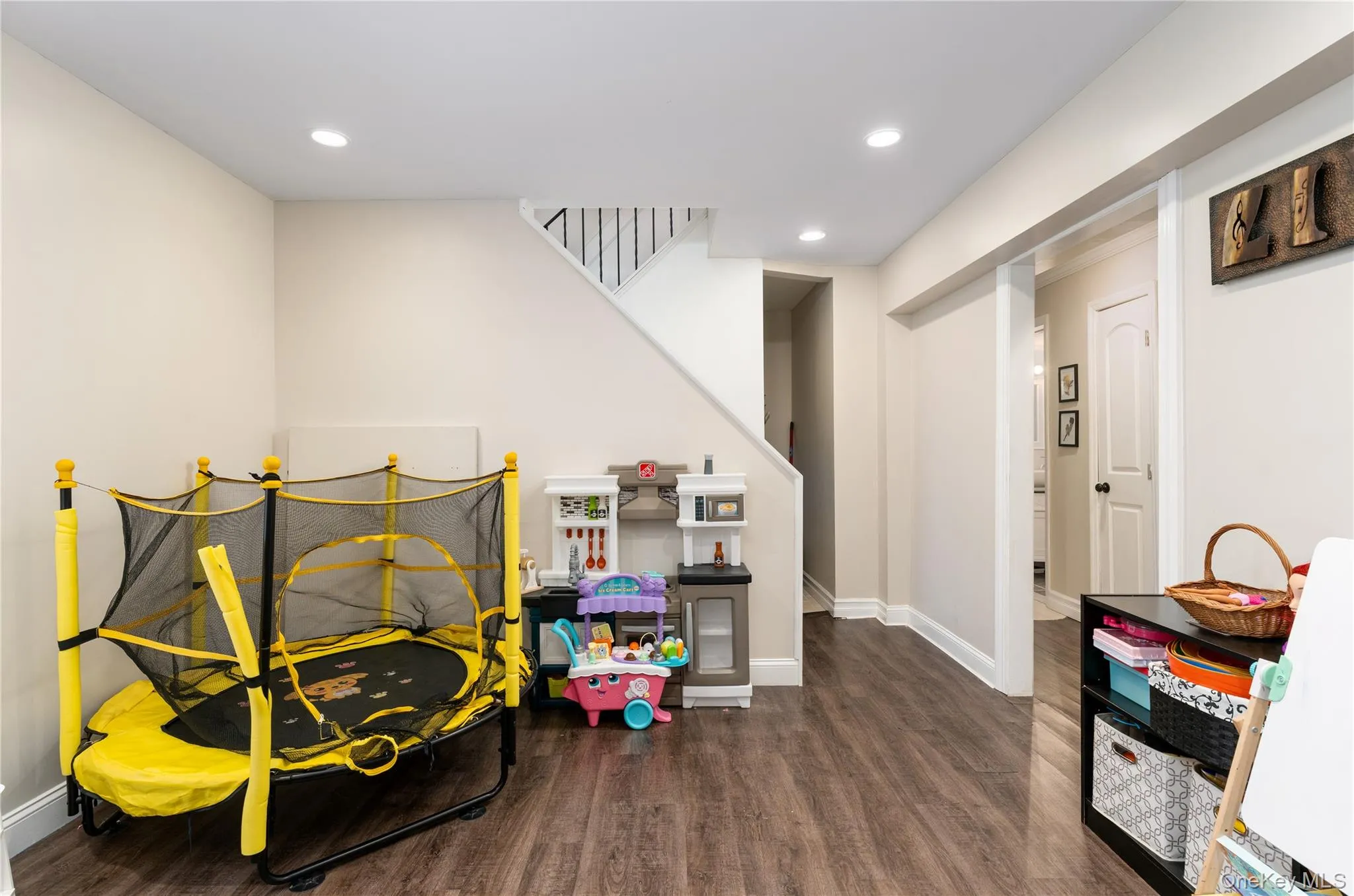 591 Meadow Road, Smithtown, NY, 4 Bedrooms Bedrooms, 9 Rooms Rooms,3 BathroomsBathrooms,Residential Sale,For Rent,Meadow,0,989141 591 Meadow Road, Smithtown, NY, 4 Bedrooms Bedrooms, 9 Rooms Rooms,3 BathroomsBathrooms,Residential Sale,For Rent,Meadow,0,989141