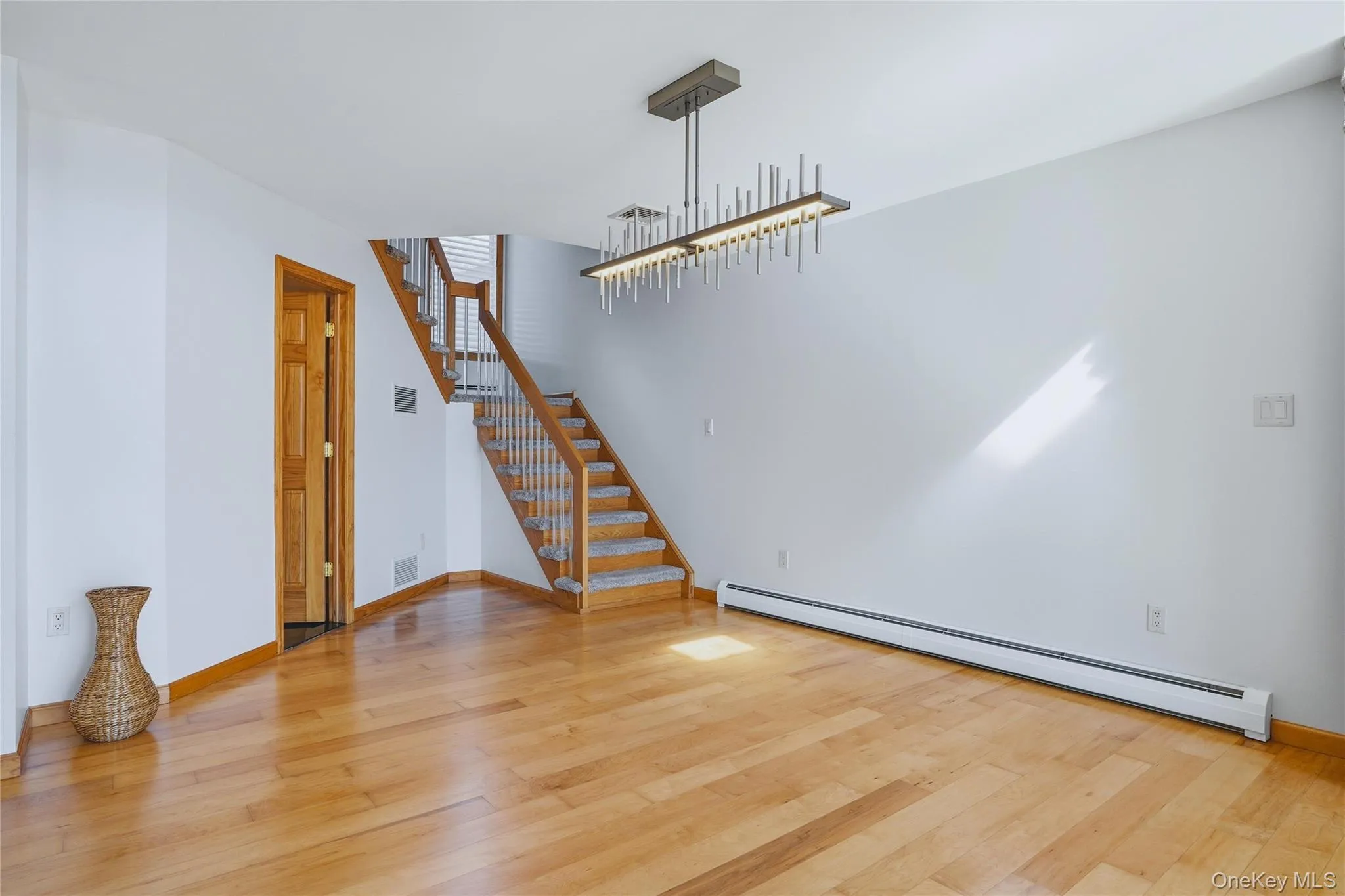 739 Hewitt Lane, New Windsor, NY, 2 Bedrooms Bedrooms, 6 Rooms Rooms,2 BathroomsBathrooms,Residential,For Rent,Hewitt,0,989150 739 Hewitt Lane, New Windsor, NY, 2 Bedrooms Bedrooms, 6 Rooms Rooms,2 BathroomsBathrooms,Residential,For Rent,Hewitt,0,989150
