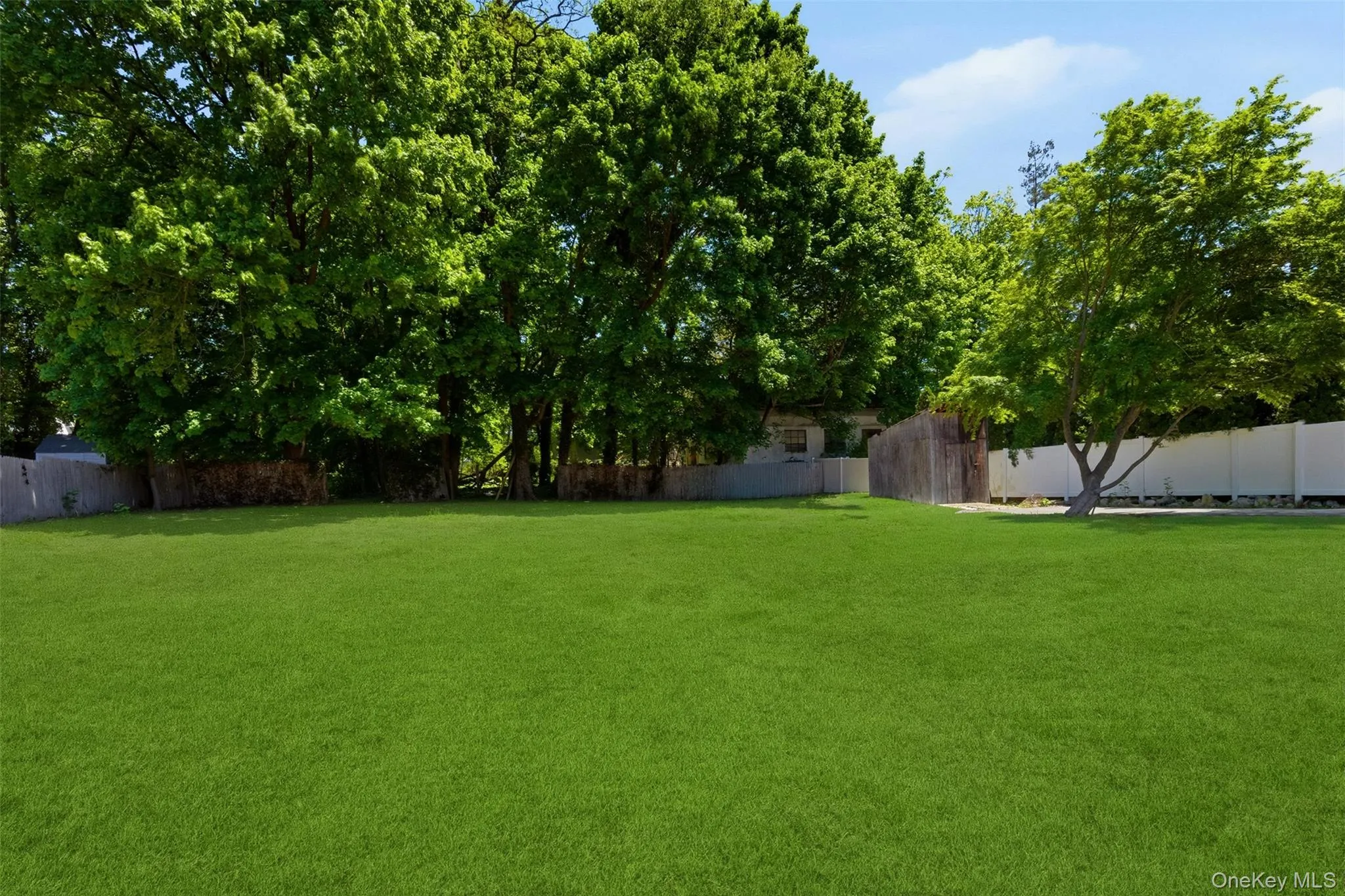 Digitally Enhanced Yard Digitally Enhanced Yard
