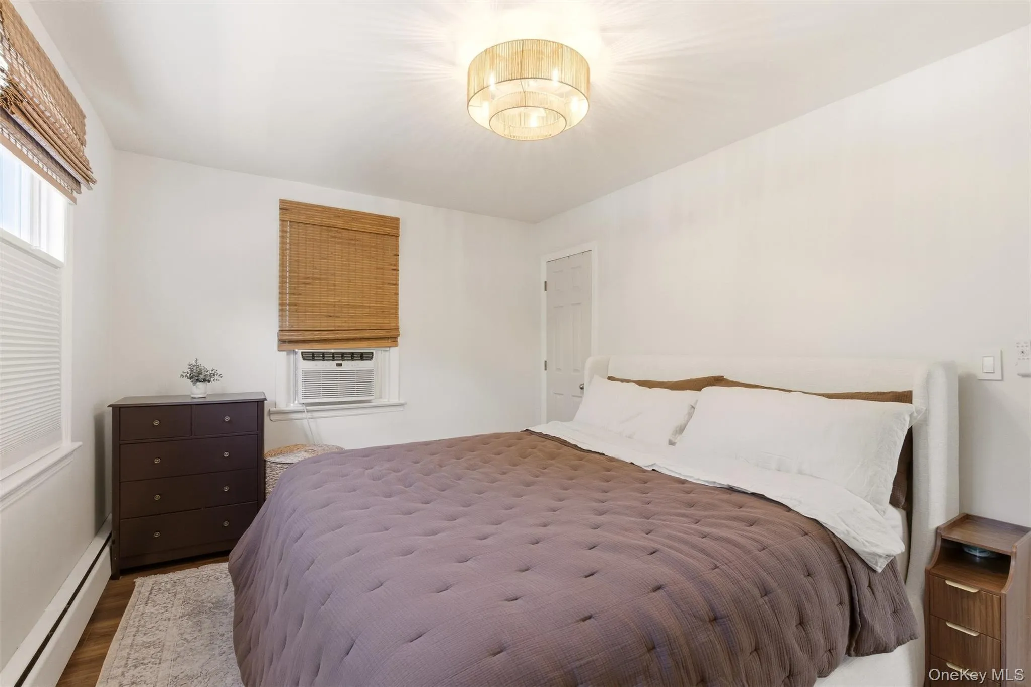 23 Virginia Avenue, Huntington, NY, 2 Bedrooms Bedrooms, 7 Rooms Rooms,2 BathroomsBathrooms,Residential,For Rent,Virginia,0,989154 23 Virginia Avenue, Huntington, NY, 2 Bedrooms Bedrooms, 7 Rooms Rooms,2 BathroomsBathrooms,Residential,For Rent,Virginia,0,989154