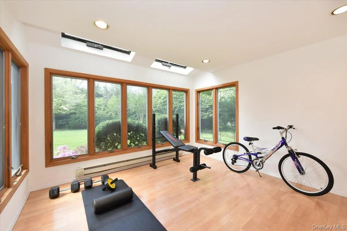 10 Orange Drive, Oyster Bay, NY, 5 Bedrooms Bedrooms, 10 Rooms Rooms,2 BathroomsBathrooms,Residential,For Rent,Orange,0,989166 10 Orange Drive, Oyster Bay, NY, 5 Bedrooms Bedrooms, 10 Rooms Rooms,2 BathroomsBathrooms,Residential,For Rent,Orange,0,989166